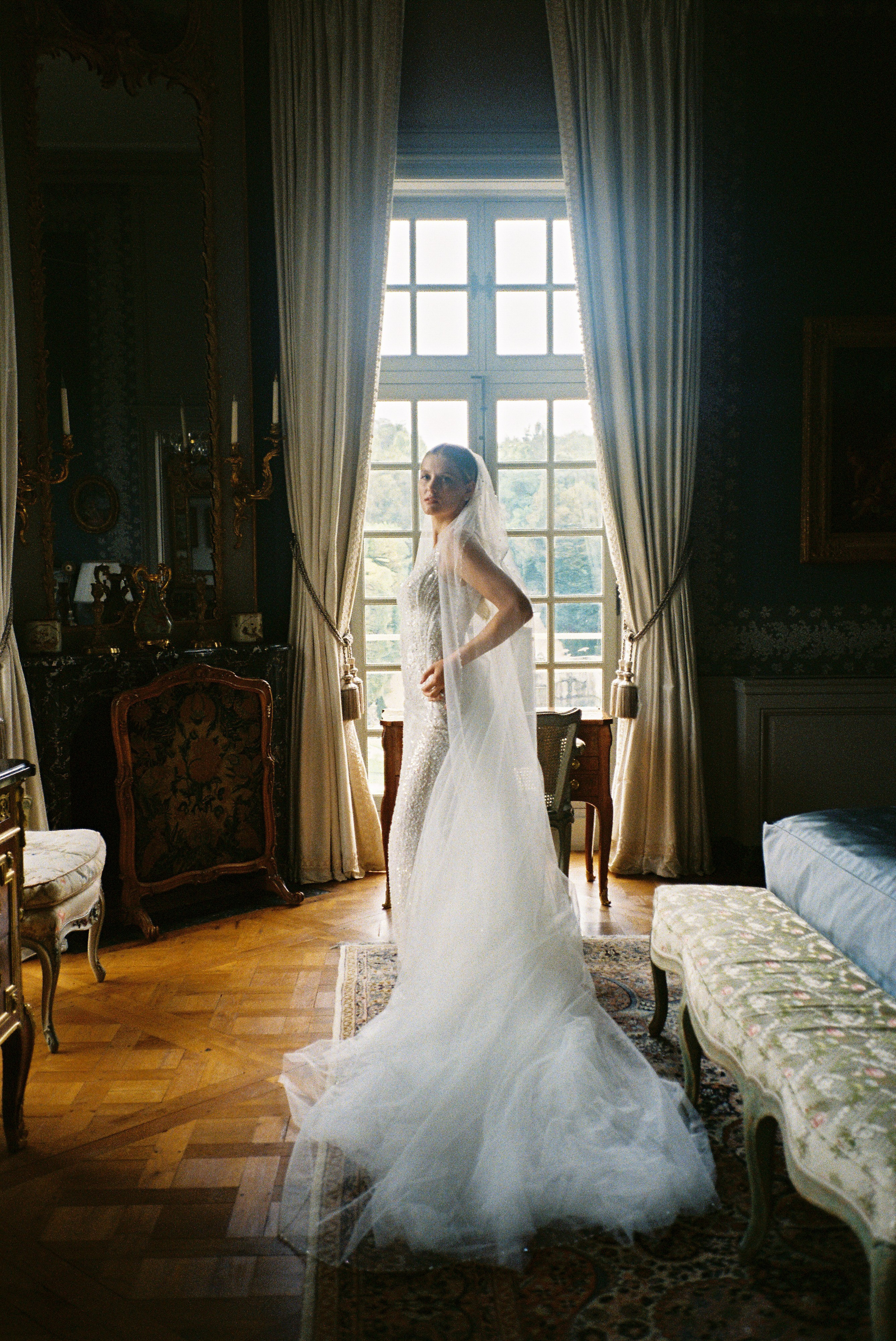 A luxury wedding at Chateau de Villette, just 40 minutes from Paris, captured entirely on film photography