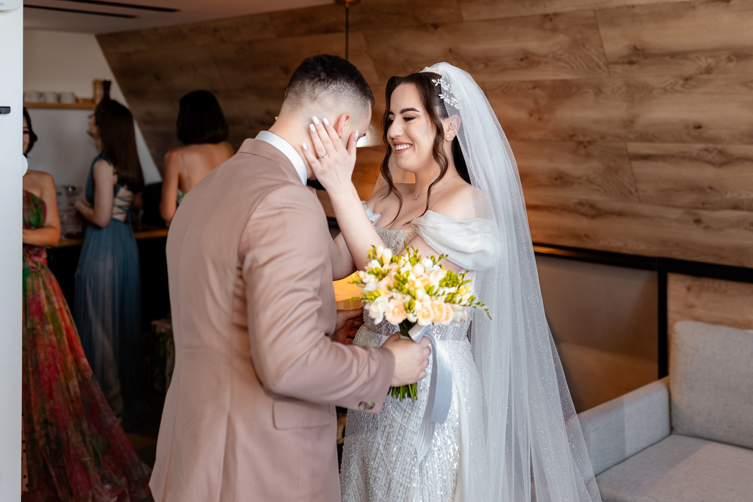 Mihai & Iasmina. Lucian Dedeu — Fotograf de nuntă și eveniment