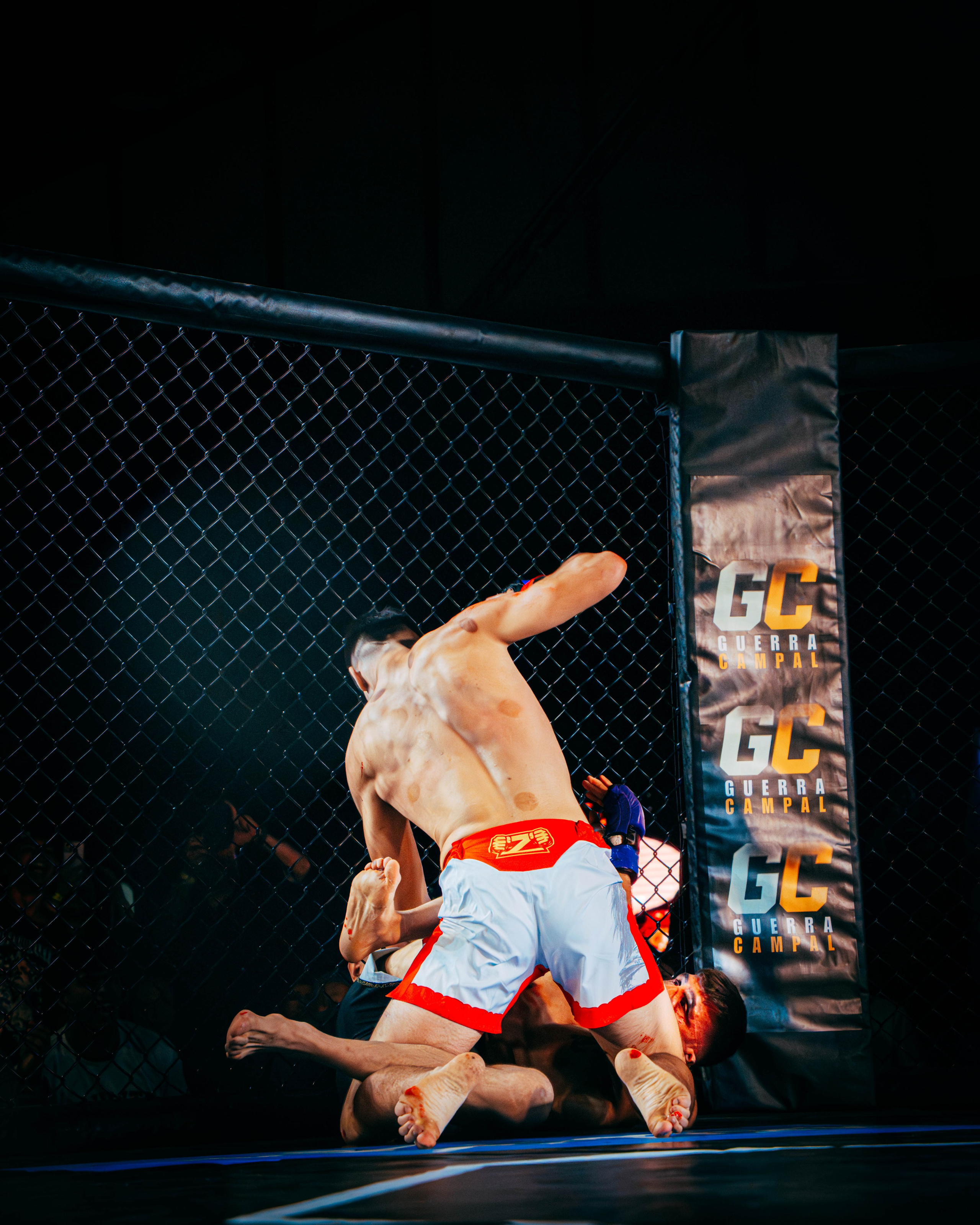 GUERRA CAMPAL. DEYA BELTRAN Maquilladora, fotógrafa y vídeos