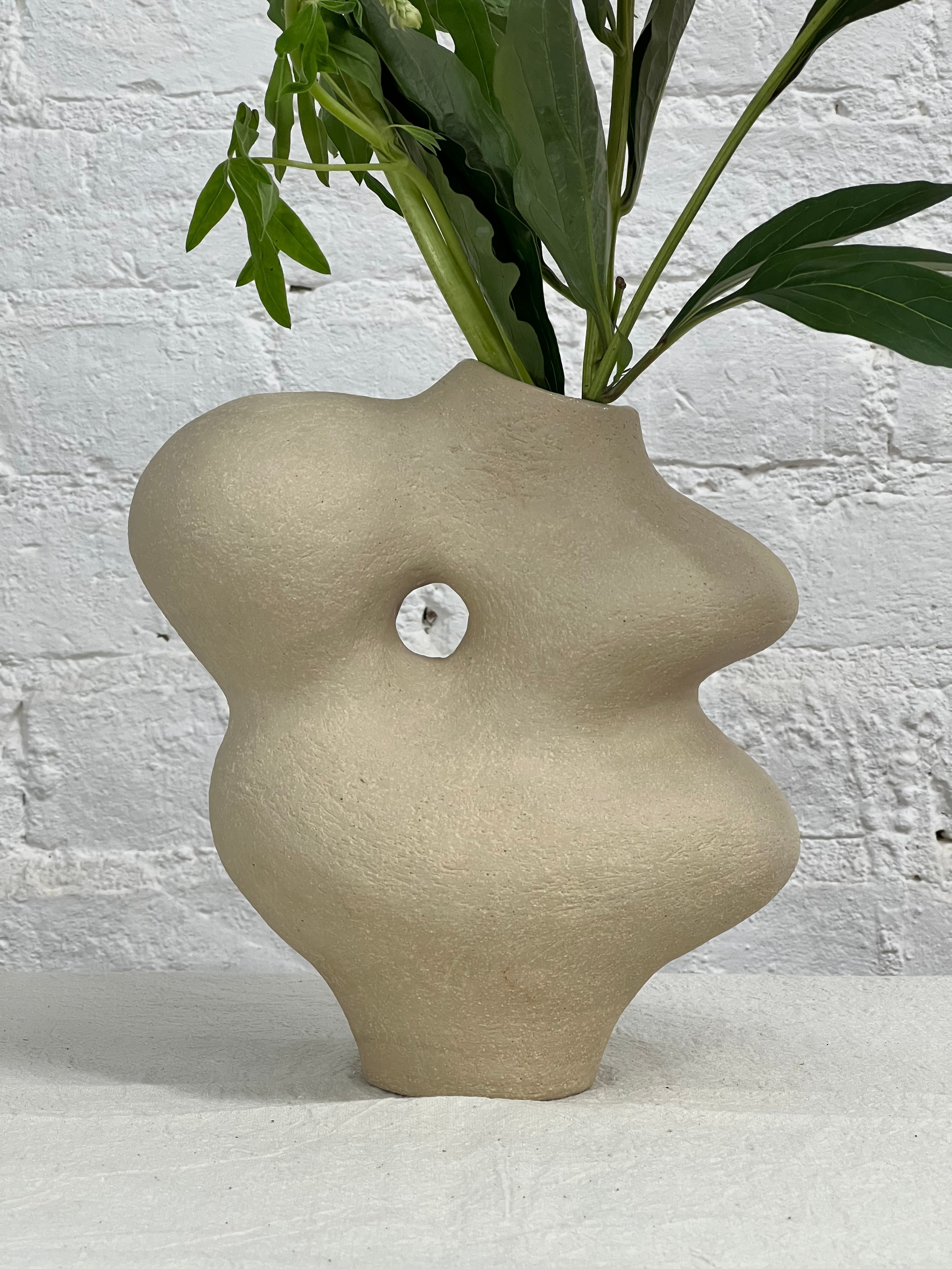 Vase “Rice”. ReefCeramics, based in Nicosia, is a creative hub where handcrafted ce