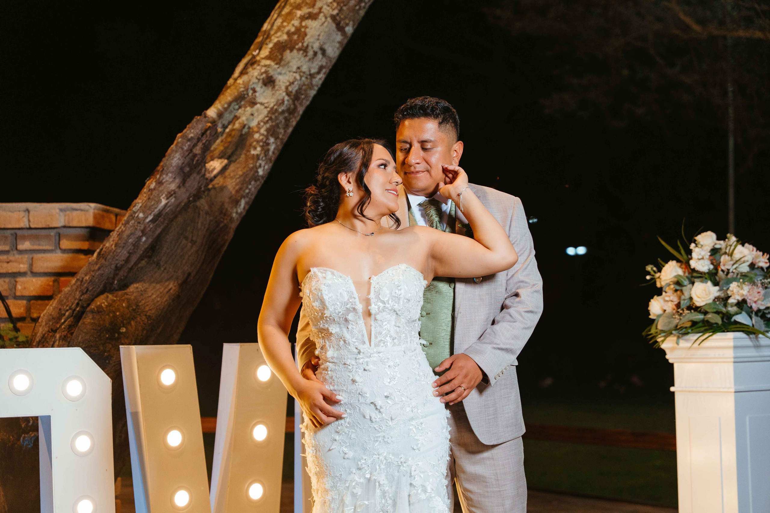 Karol y Jairon. Fotógrafo de bodas en Loja Ecuador | Piero Alvarez PH