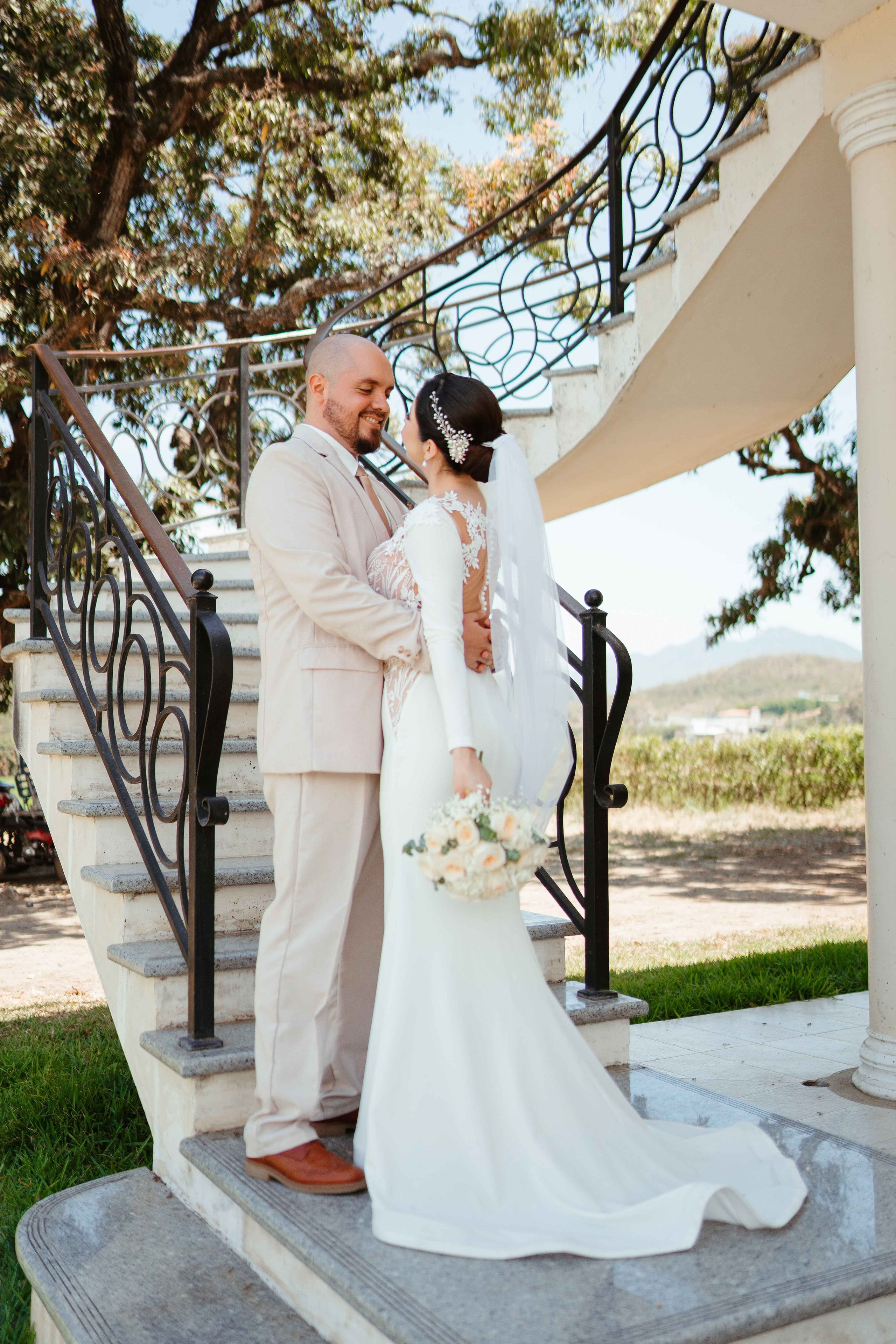 Karina y Daniel. Fotógrafo de bodas en Loja Ecuador | Piero Alvarez PH