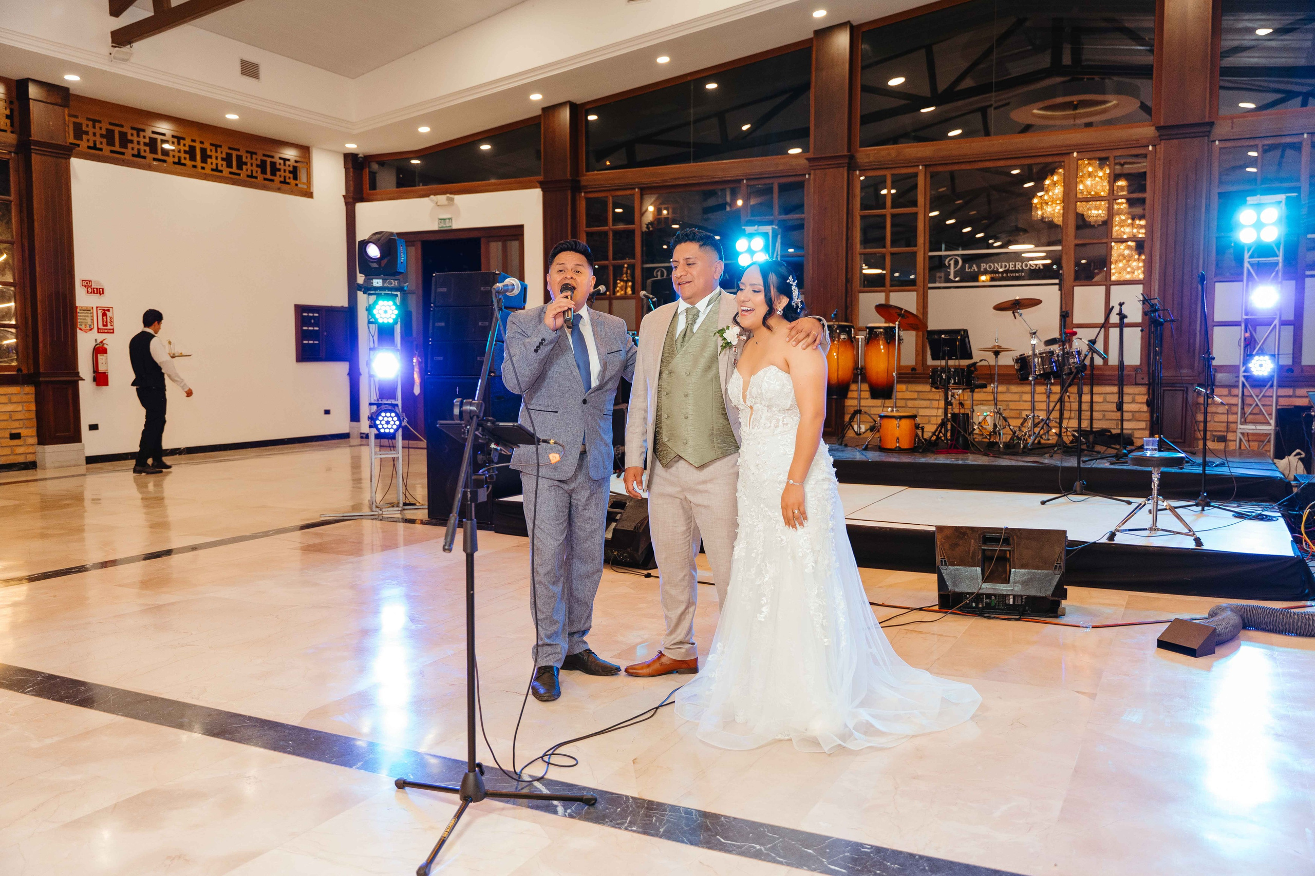 Karol y Jairon. Fotógrafo de bodas en Loja Ecuador | Piero Alvarez PH
