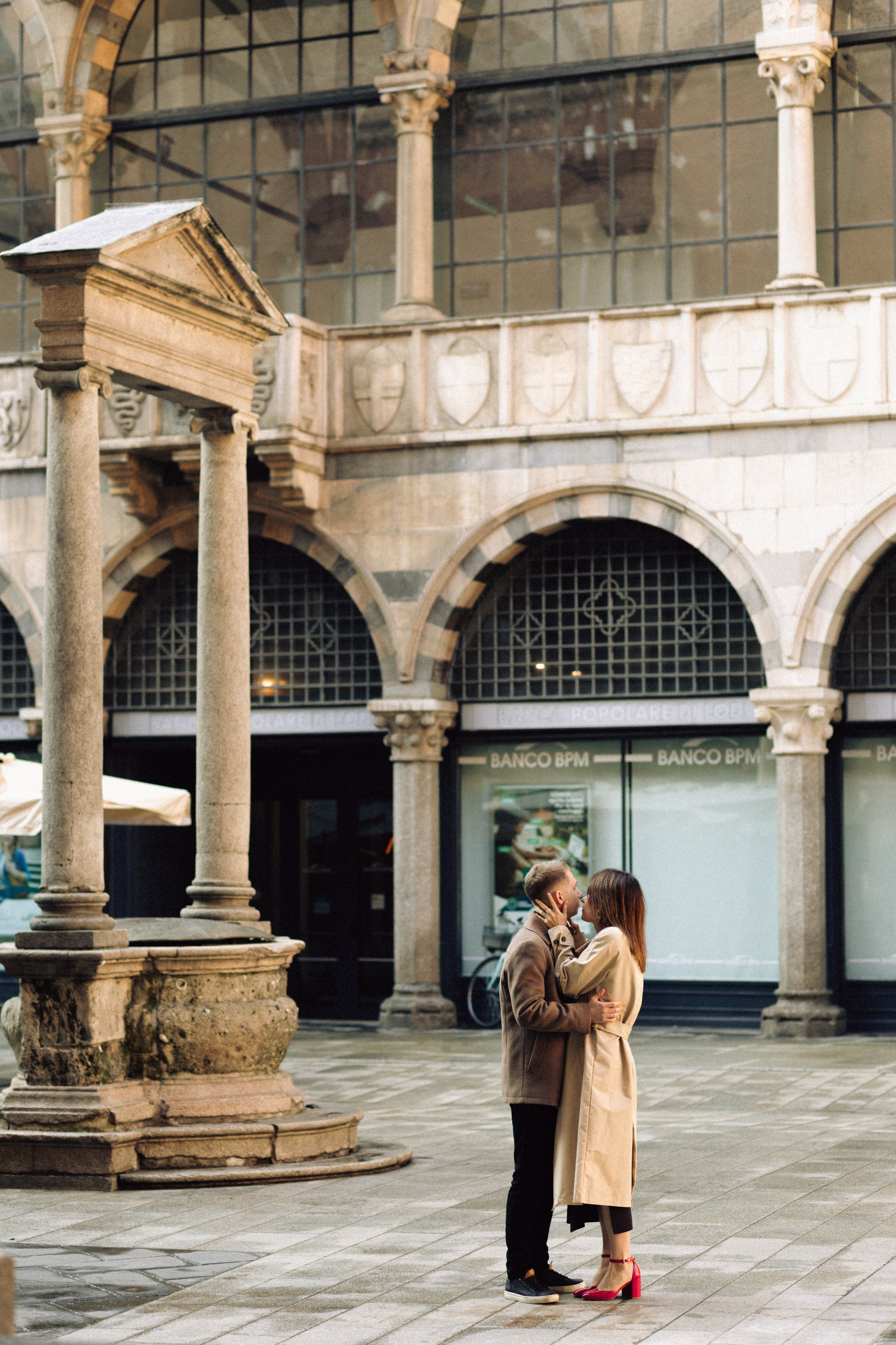 Love Story in Milan. Liza Bizzaro — Italy Wedding, Love Story & Portrait Photographer in Milan, Turin, Piedmont and Across Italy