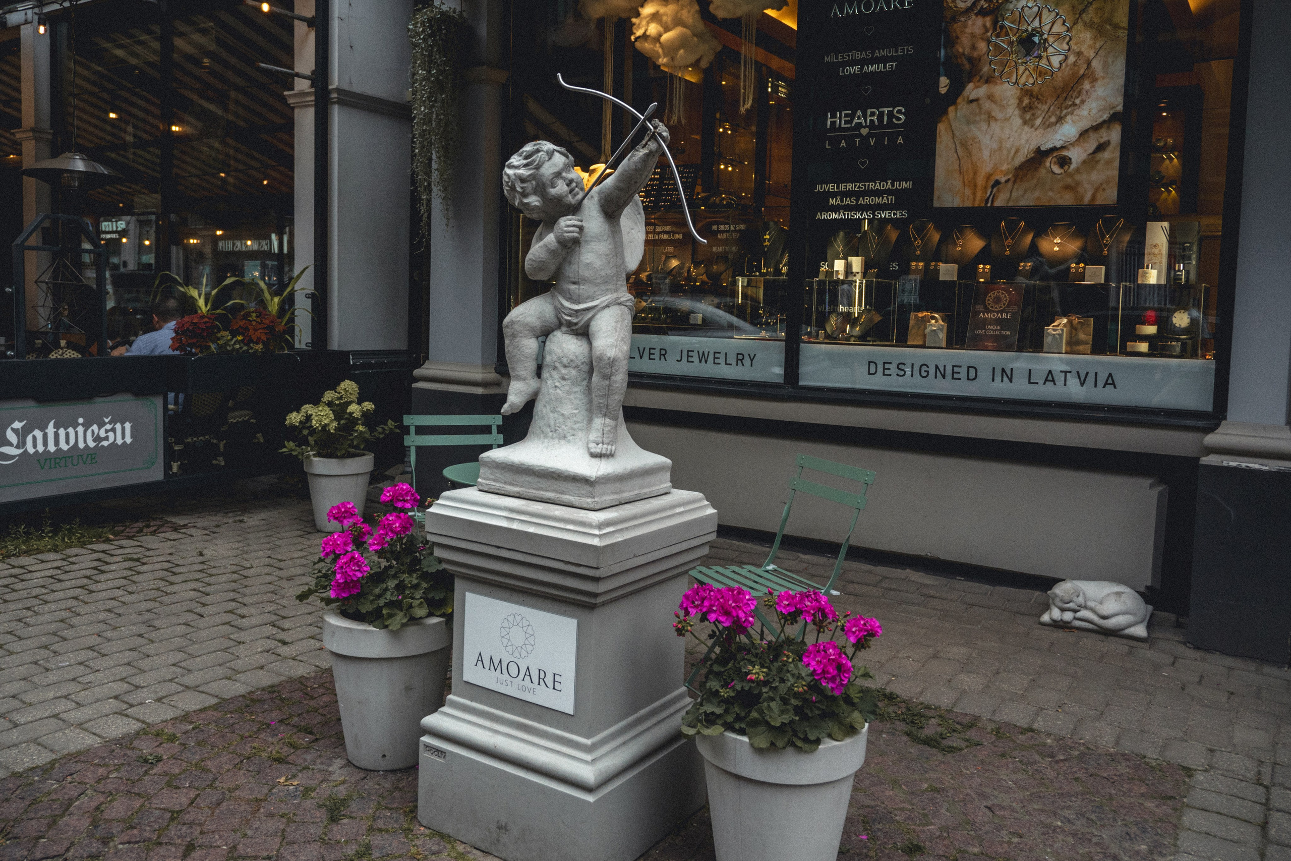 Voyage à Riga. Photographe sur Cote d’Azur. Portraits de familles, couples, enfants, événements