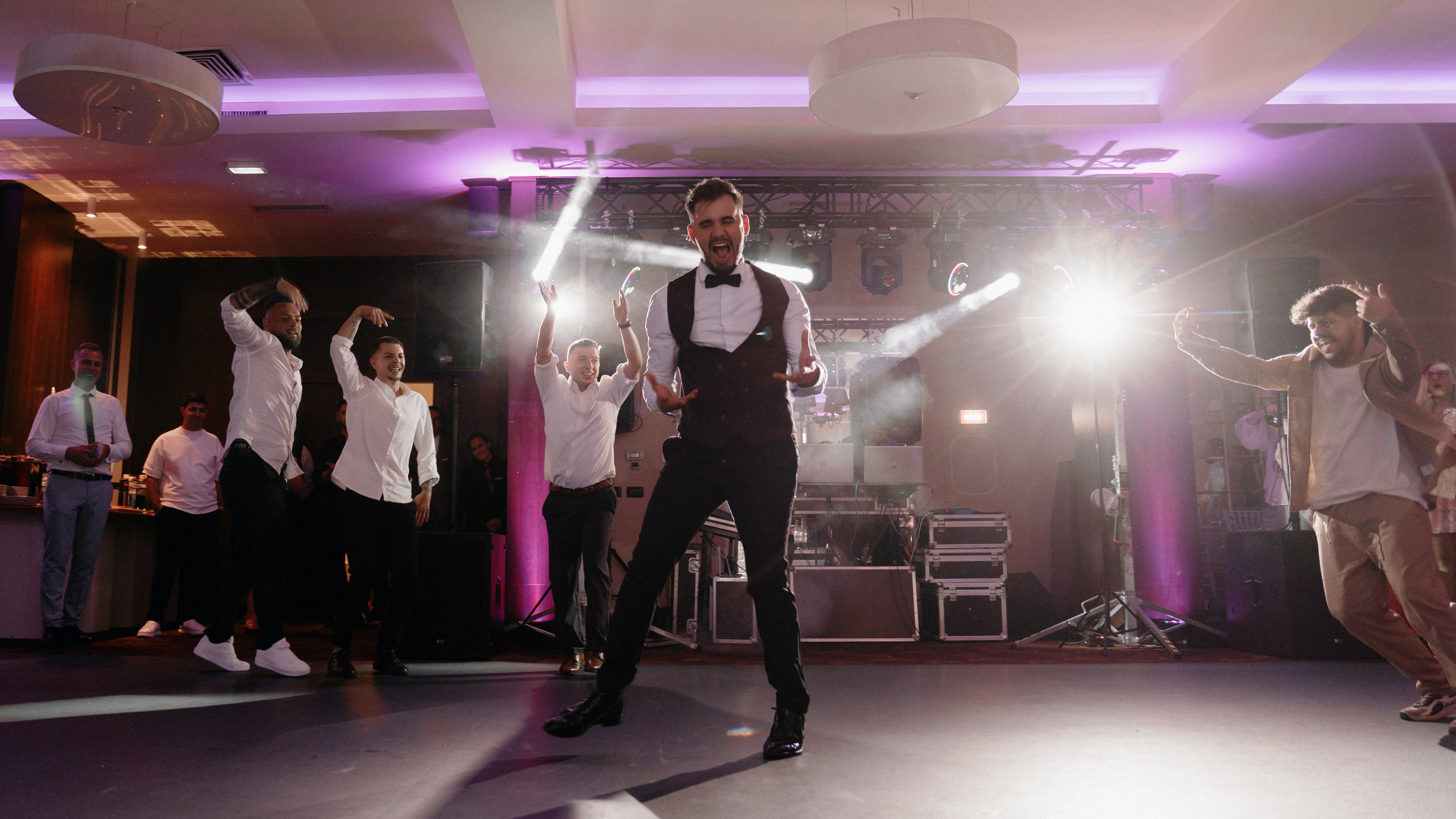 Andreea & Emanuel. STORYCATCHERS