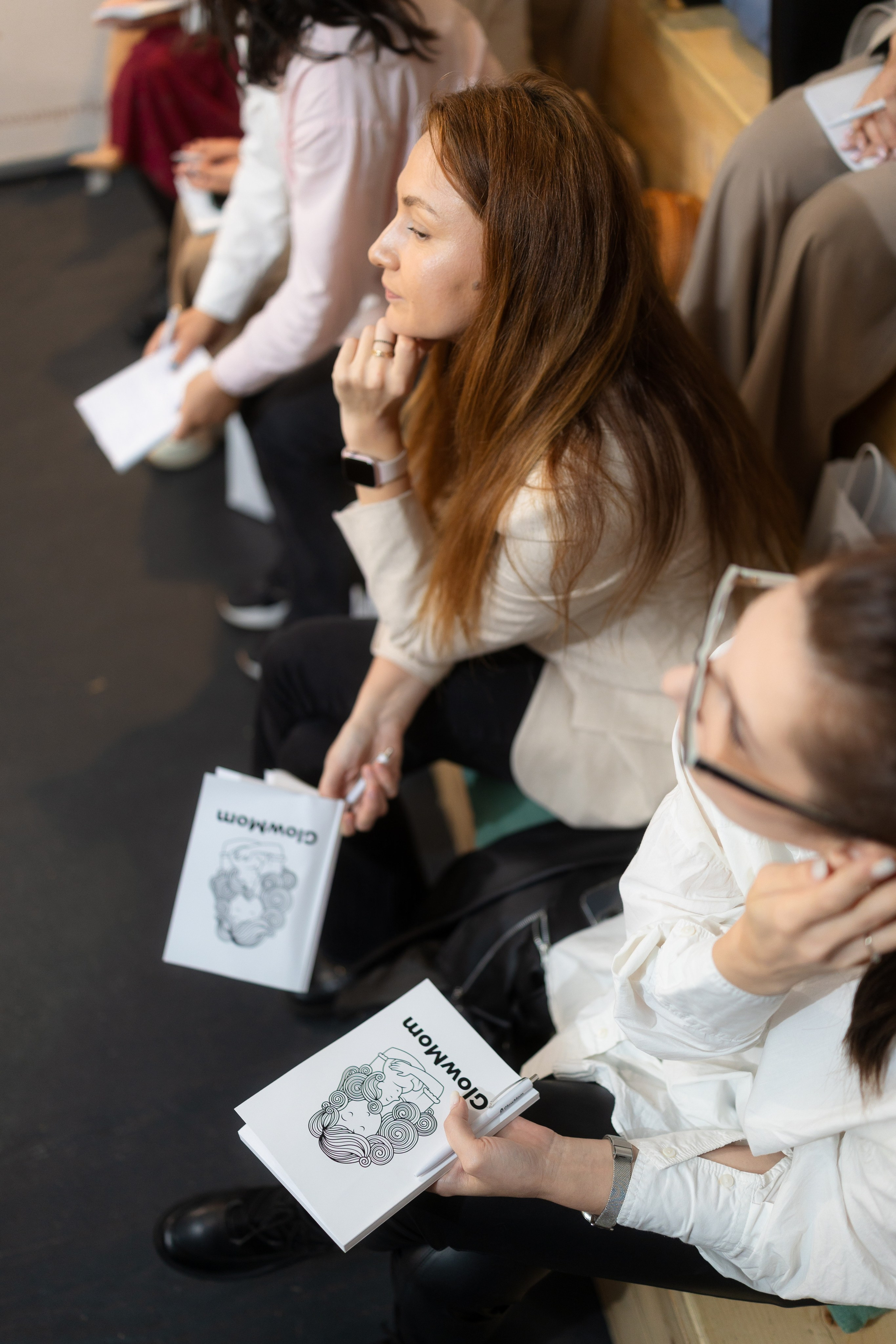 Glo Mom 1. Marius Ciocan