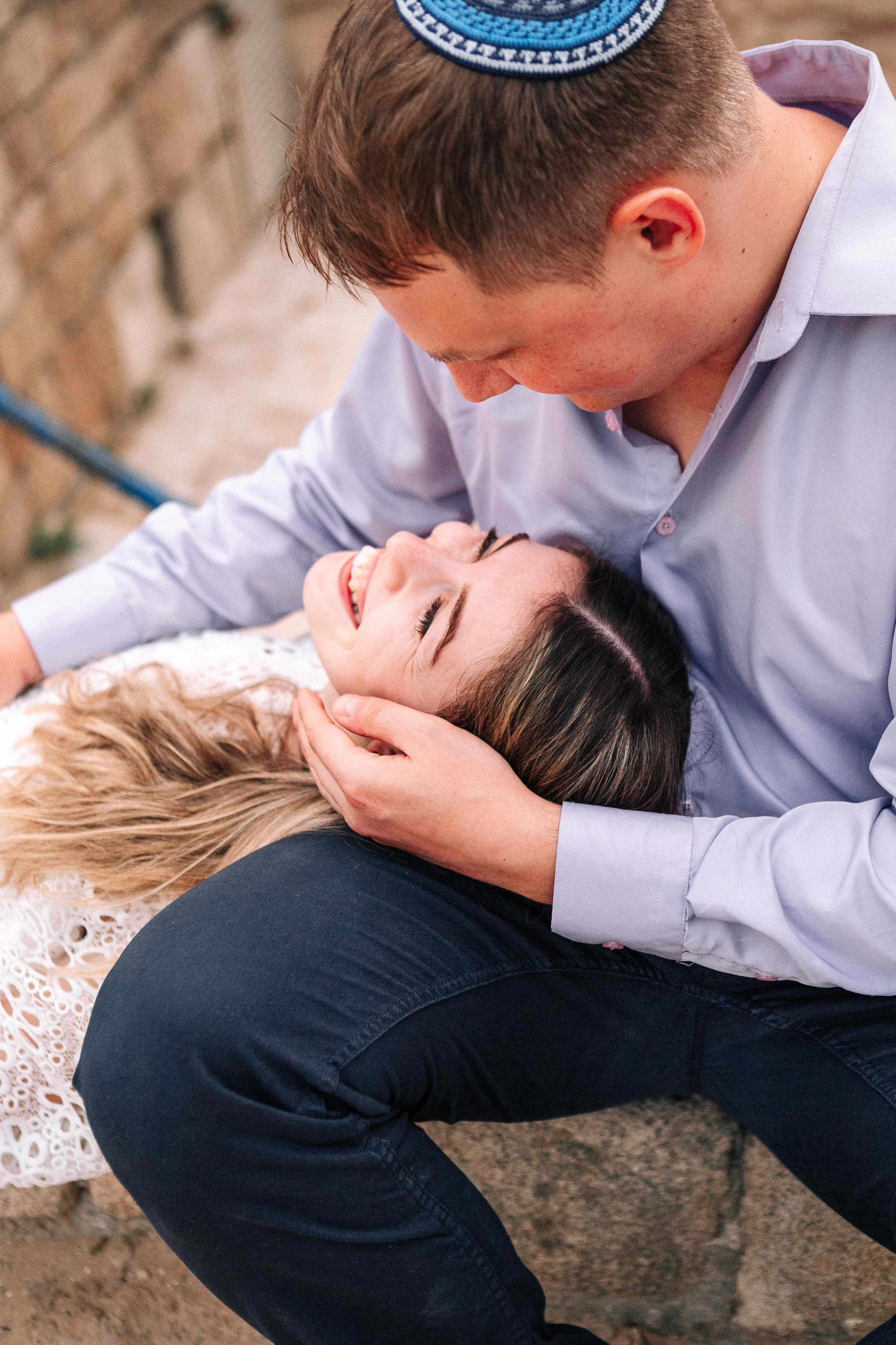 LOVERS IN JAFFO. PHOTOGRAPHER IN ISRAEL
