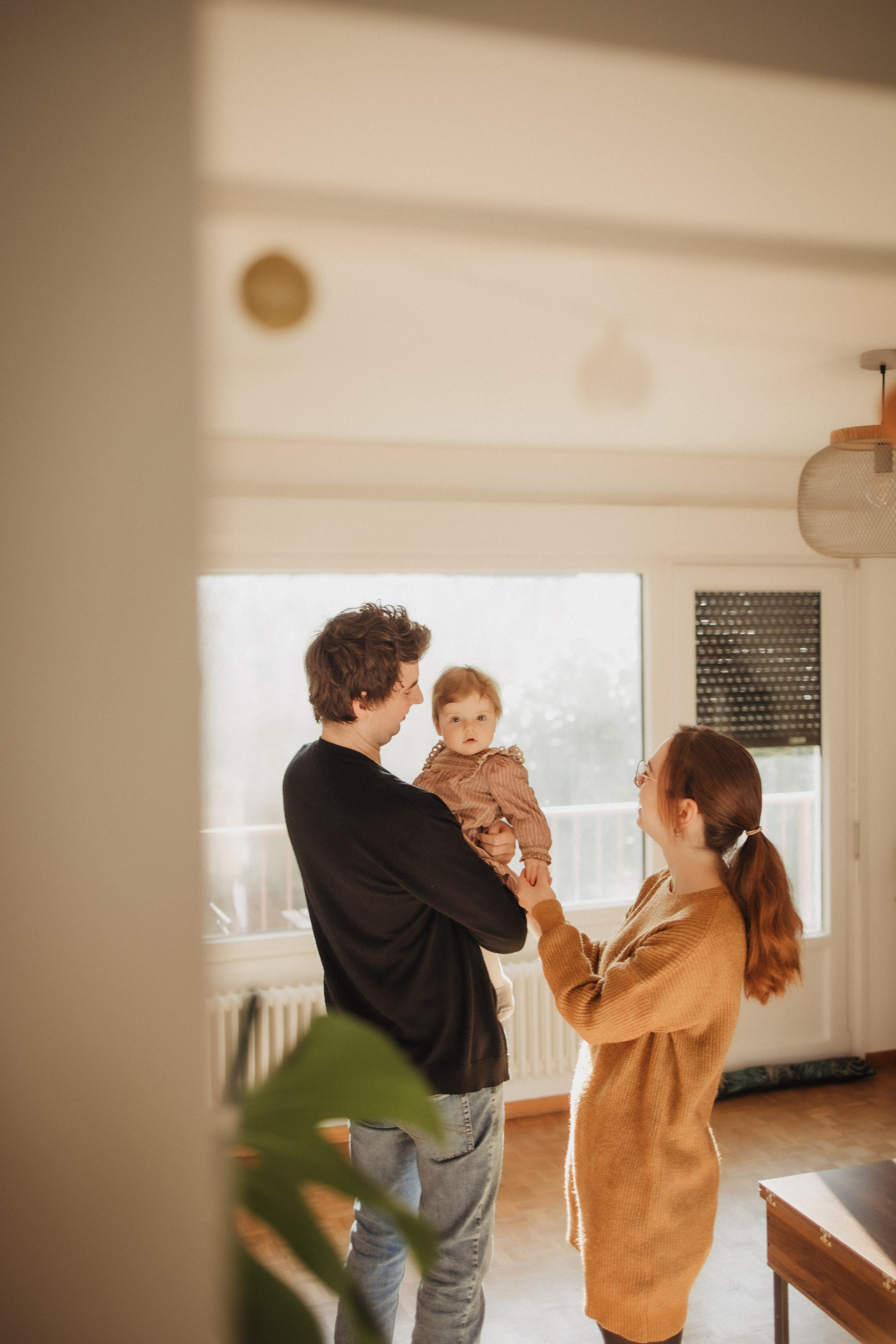 Bébés | 5 – 24 mois. Je suis Olga, votre photographe de famille à Metz et dans toute la France