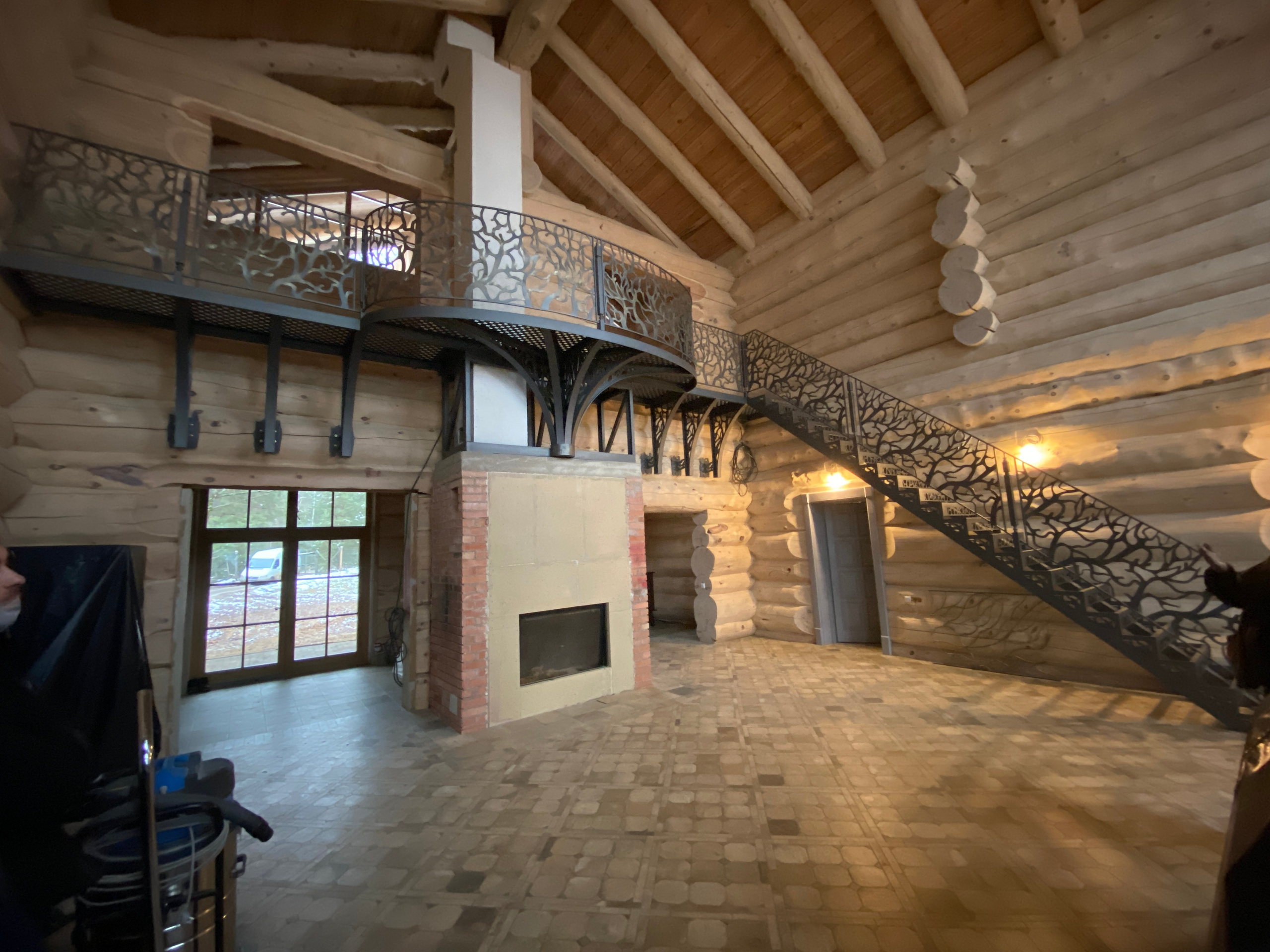 Коммерческие проекты Марии Тарлецкой. Скульптор кузнец Мария Тарлецкая