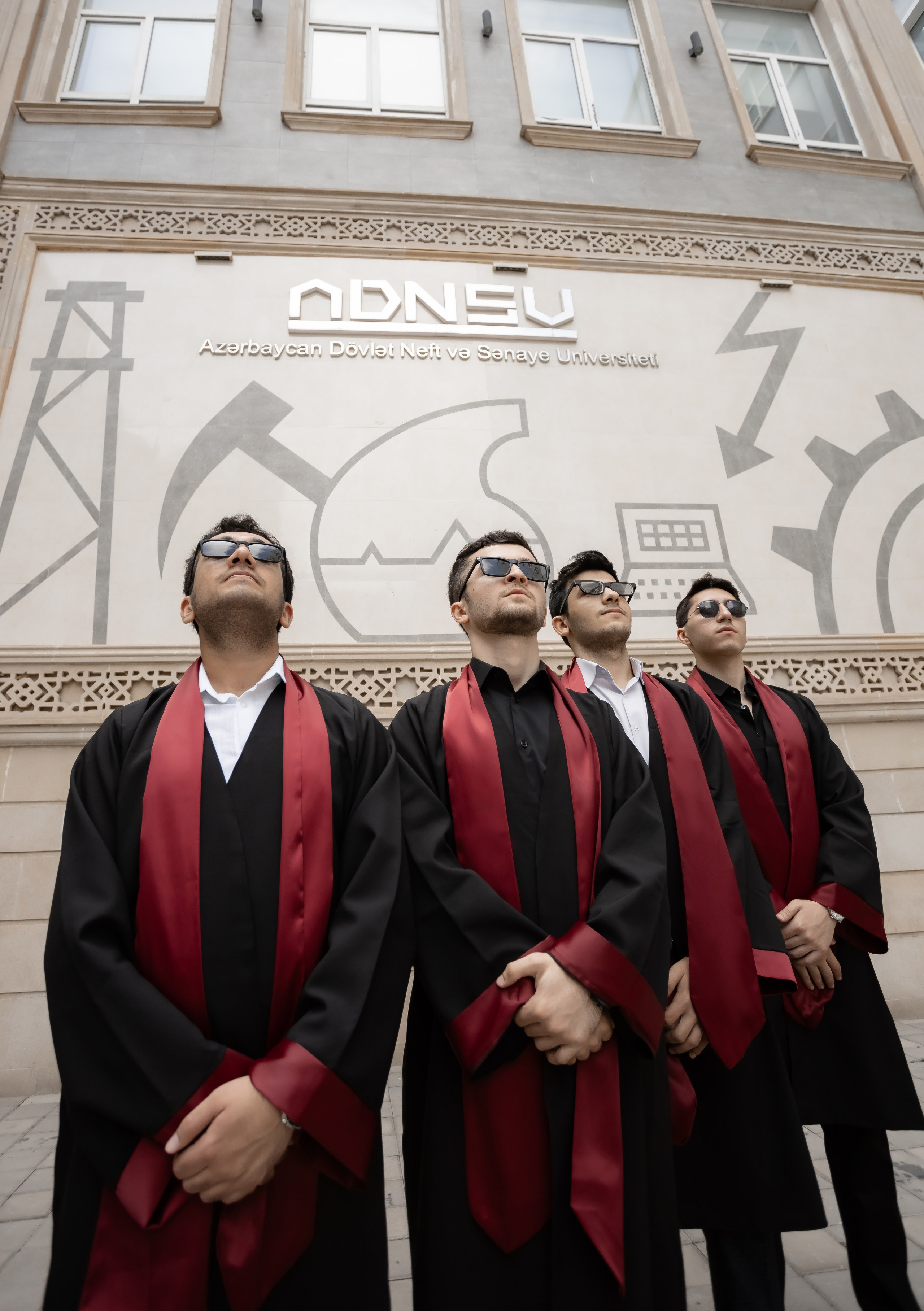 Premium mezun xalati, qara mezun geyimi, ag mezun libasi, qirmizi sarfli mezun paltari, mezun aksesuarlar, mezun papaqlari, mezun lentleri, mezun hediyyeleri, mezun fotosessiya geyimleri, mezun cekilisi ucun geyimler, mezun tedbirleri ucun aksesuarlar, mezun geyimlerinin icare ve satisi, premium mezun libaslari, mezun geyimleri online sifaris, mezun geyimleri Bakida, mezun geyimleri qiymetleri, mezun geyimleri modelleri, Mezun cekilisi, mezun fotosessiyasi, mezun cekilisi ucun geyimler, mezun mantiyasi cekilisi, mezun fotosessiya ideyalari, mezun gunu fotosessiya, mezun xatireleri, mezun papaqlari ile fotosessiya, mezun lentleri ile cekilis, ferdi mezun fotosessiyasi, qrup mezun cekilisi, mezun fotosessiya mekani, mezun ucun ideal cekilis fonlari, mezun fotosessiya aksesuarlari, mezun albomu sekilleri, mezun cekilisi poza ideyalari, universitet mezun fotosessiyasi, kollektiv mezun fotosessiyasi, mezun xalatlari ile cekilis, mezun mantiyasi fotosessiyasi, mezun geyimleri ile professional cekilis, mezun tebrik fotosessiyasi, en yeni mezun cekilis trendləri, mezun fotosessiya xidmetleri, premium mezun cekilisi, mezun cekilisi ucun dekorlar, mezun fotosessiyasi aksesuarlar, mezun gunu en gozel fotolar, mezun cekilisi fotostudiya, bakida mezun fotosessiyasi, xaricde mezun cekilisi, mezun gunune ozel cekilis,Məzun mantiyaları, eksklüziv məzun geyimləri, ağ və qara məzun libasları, məzun üçün xüsusi şarf modelləri, məzun papağı və aksesuarları, fərdi dizayn məzun geyimləri, məzun tədbiri üçün ən yaxşı seçimlər, məzun fotosessiyası üçün ideal libaslar, məzun mərasimi geyimləri, keyfiyyətli məzun mantiyası, rahat və şık məzun geyimləri, məzun üçün lent və tac modelləri, məzun simvolik medalları, icarəyə verilən məzun libasları, məzun geyimlərinin sərfəli qiymətləri, onlayn məzun geyimi sifarişi, məzun paltarı mağazası, dəbli məzun geyimləri, premium məzun mantiyalarının satışı, universitet məzunları üçün mantiyalar, kollektiv məzun geyimləri, məktəb məzunları üçün geyimlər, diplom mərasimi üçün geyimlər, fərqli rəngdə məzun libasları, ən yeni məzun geyimləri, rahat və premium məzun geyimi seçimləri, Bakıda məzun geyimi mağazası, məzun üçün ən yaxşı libaslar