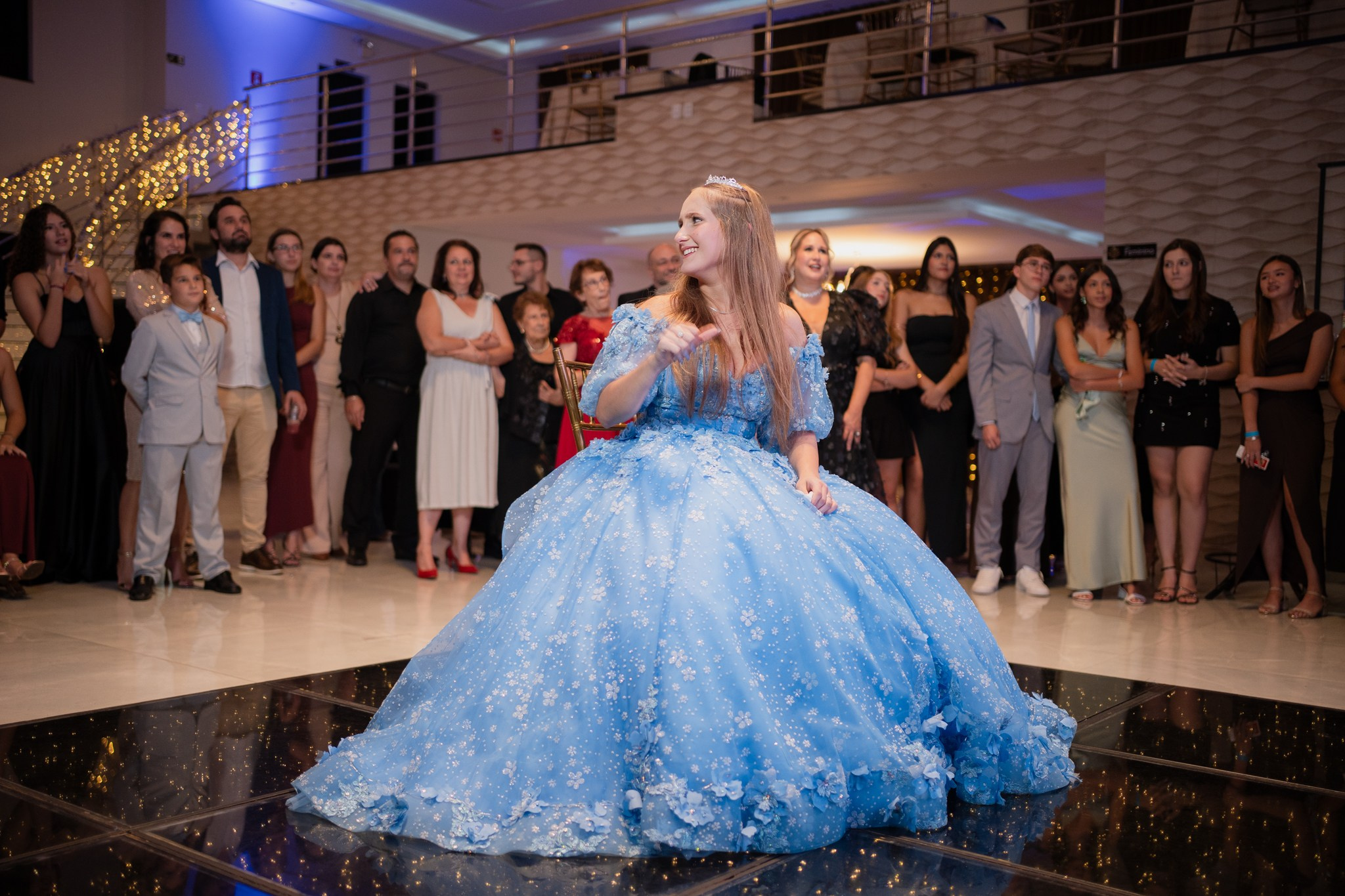 Lara — Hall Palace / Bauru SP. Robson Colaço
