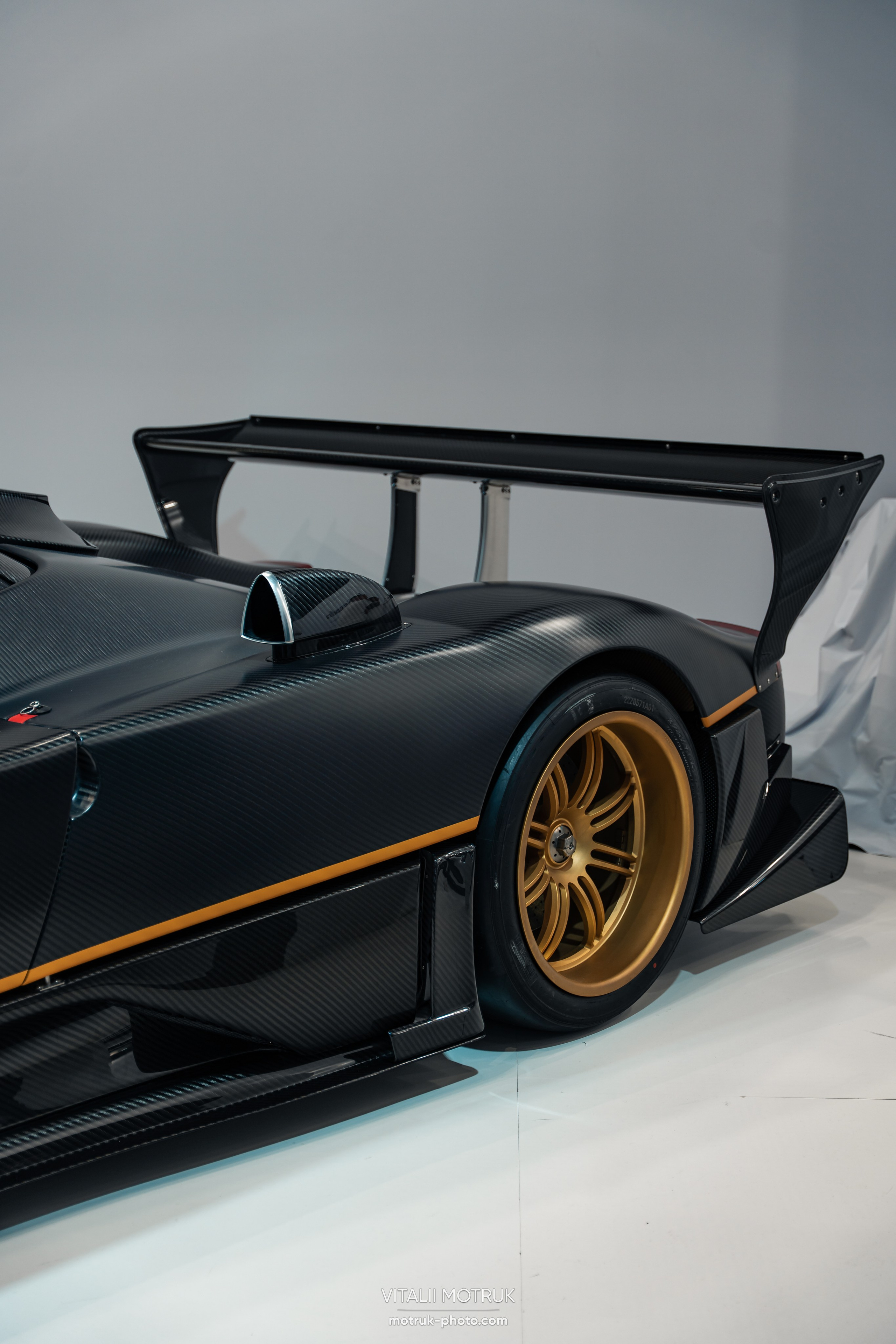 Retromobile 2025. Photographer in Paris — Vitalii Motruk