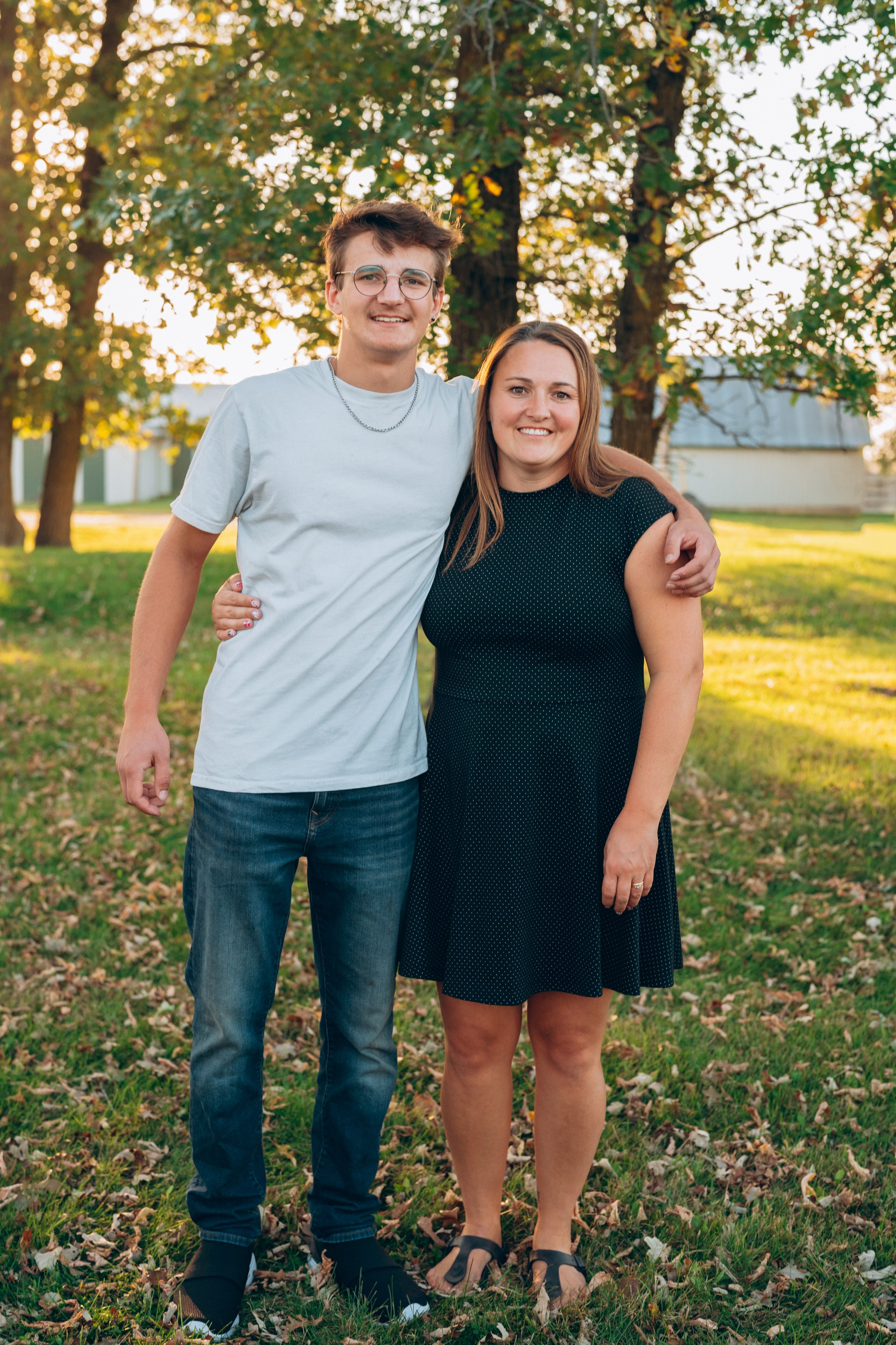 Tiffany and John’s family. Photographer Viktoriia Skavronskaya