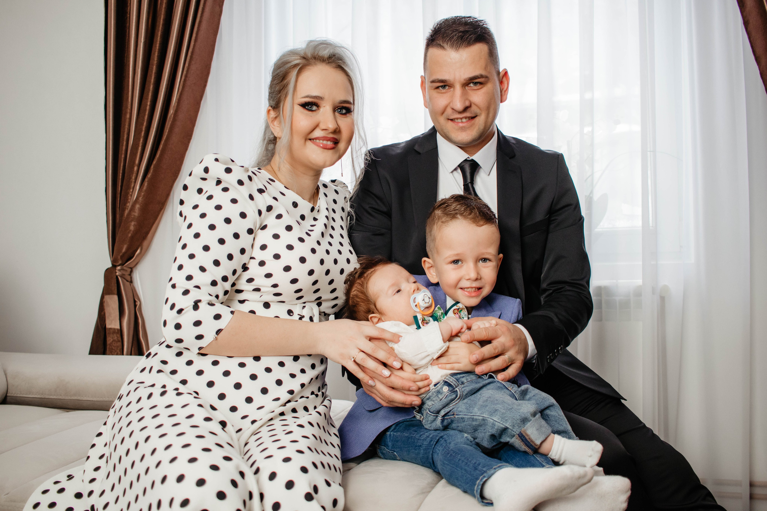 Damian. Fotograf si videograf — evenimente si studio