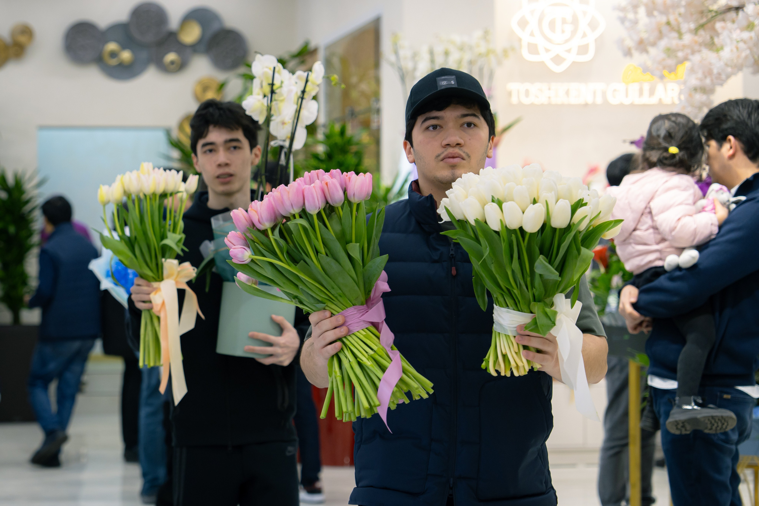 Как мужчины готовились к 8 марта. Георгий Намазов | Фотограф в Ташкенте