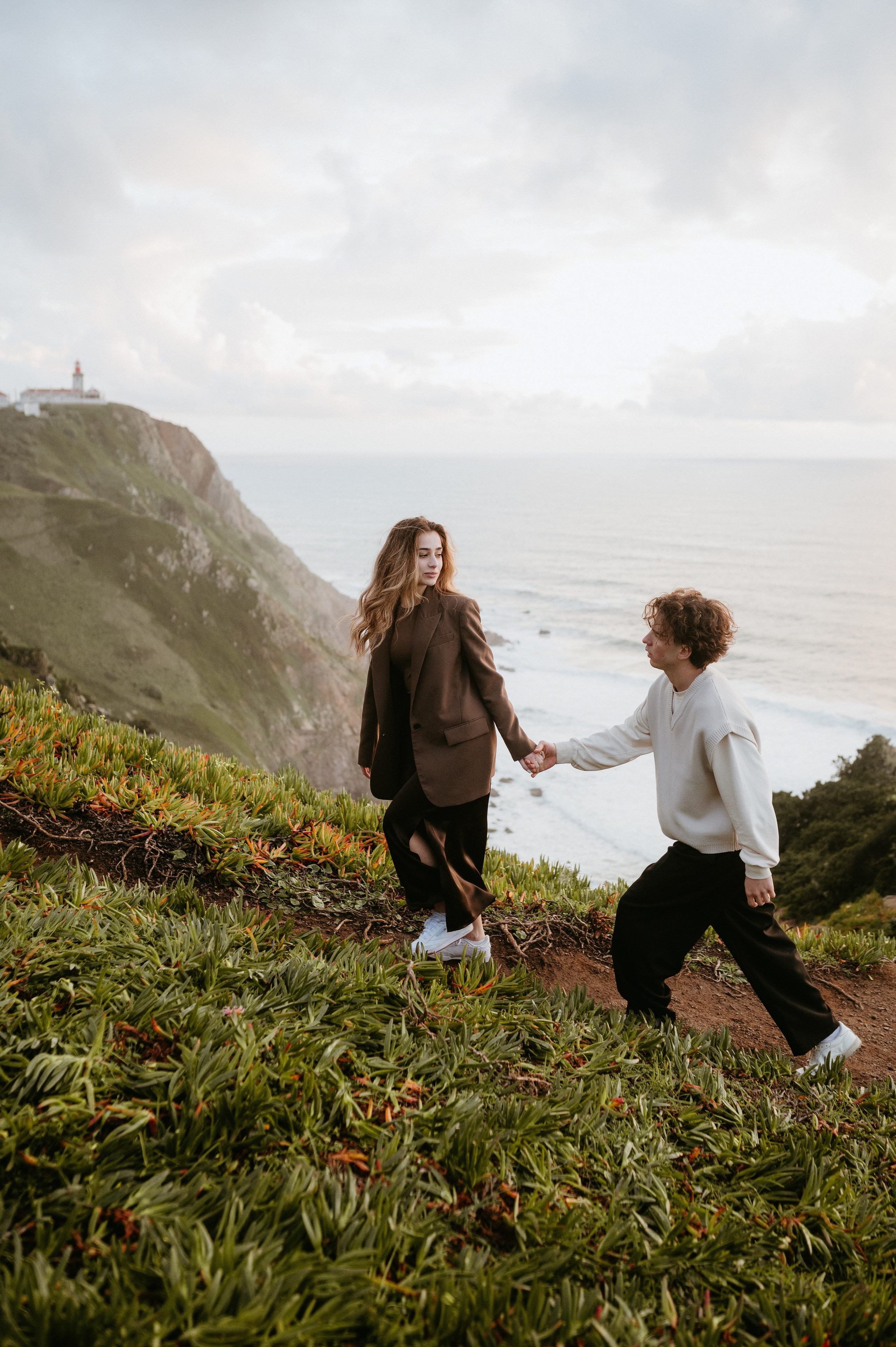 Praia da Ursa – ședință foto de cuplu într-un loc magic din Portugalia. Valentin Melen — wedding photographer