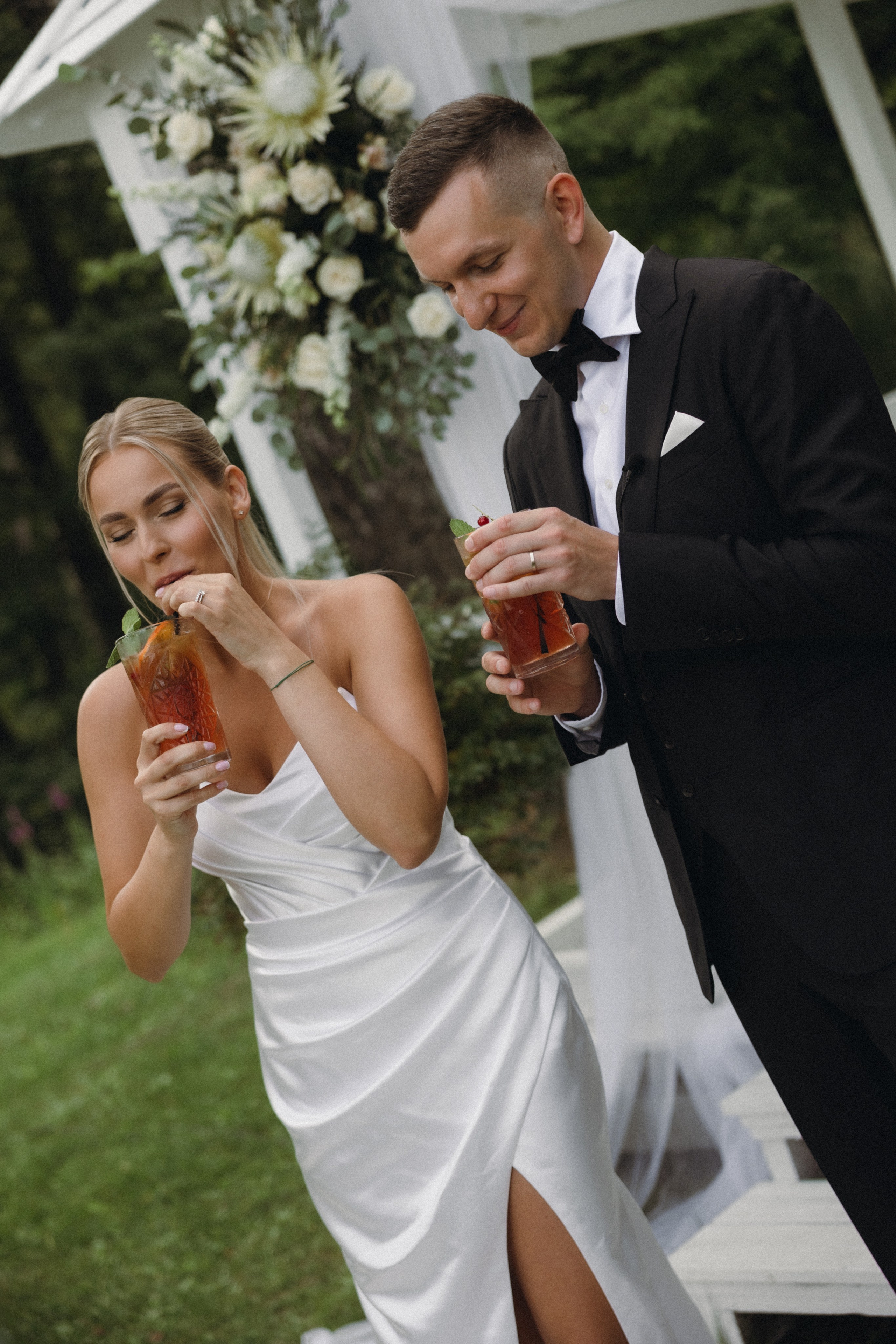 Ieva ir Martynas | Vestuvės Kauno botanikos sode. Vestuvių ir šeimų fotografė Lena Bondarenko / belove photo