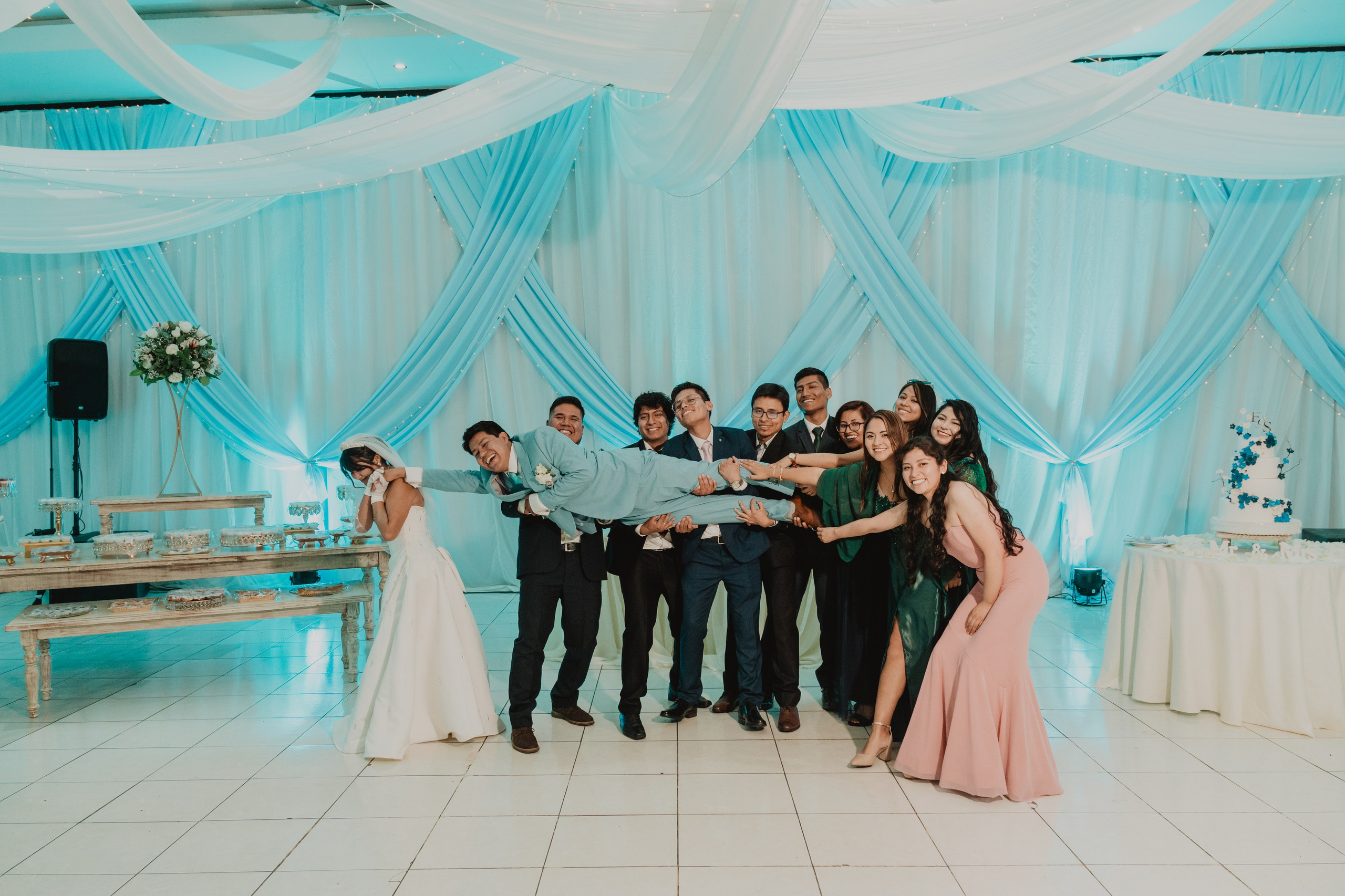 STEISY + EMMANUEL | BODA RELIGIOSA. Studio KVTA | Fotografía y Video de Bodas en Arequipa