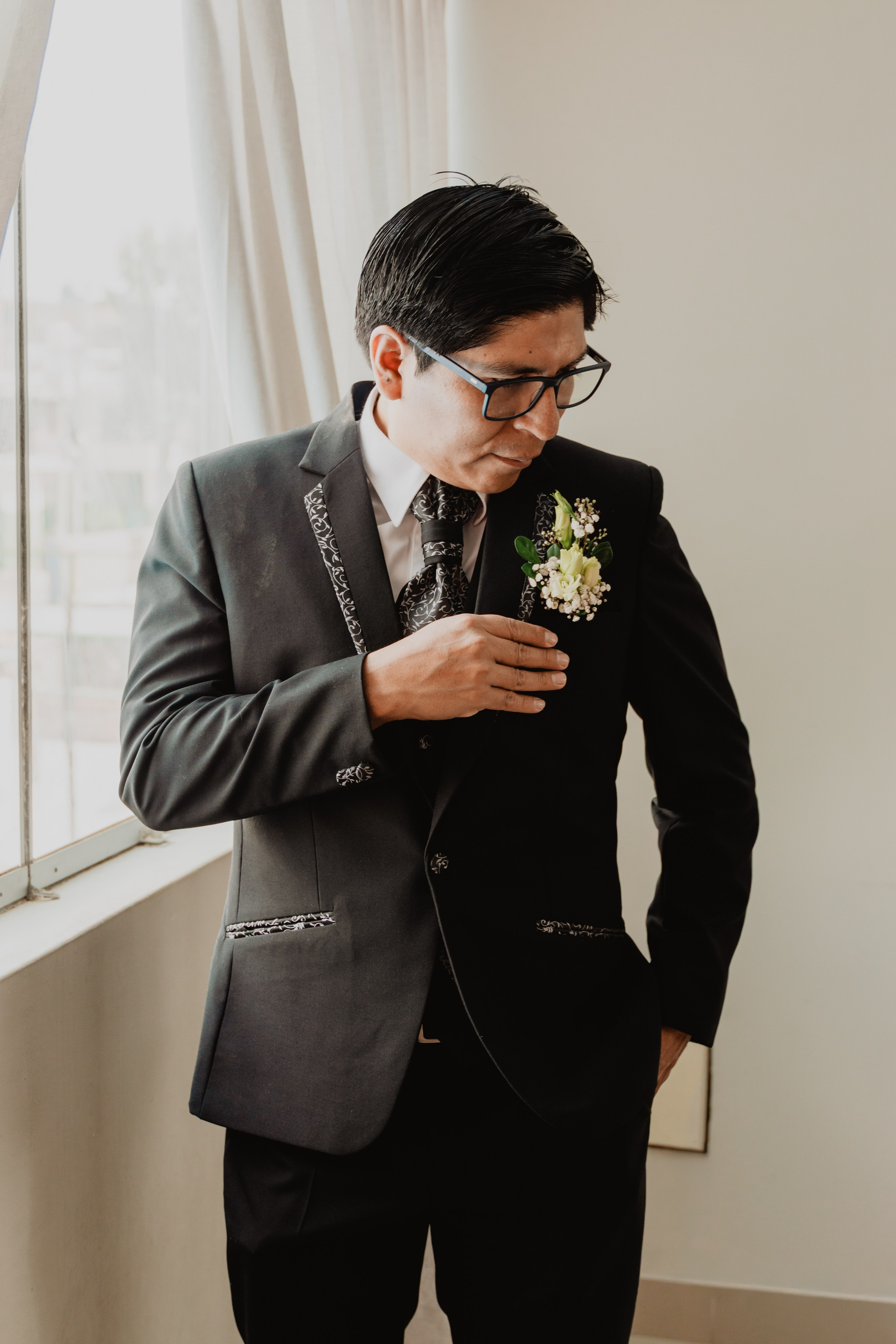 FERNANDO + MARIBEL | BODA RELIGIOSA. Studio KVTA | Fotografía y Video de Bodas en Arequipa