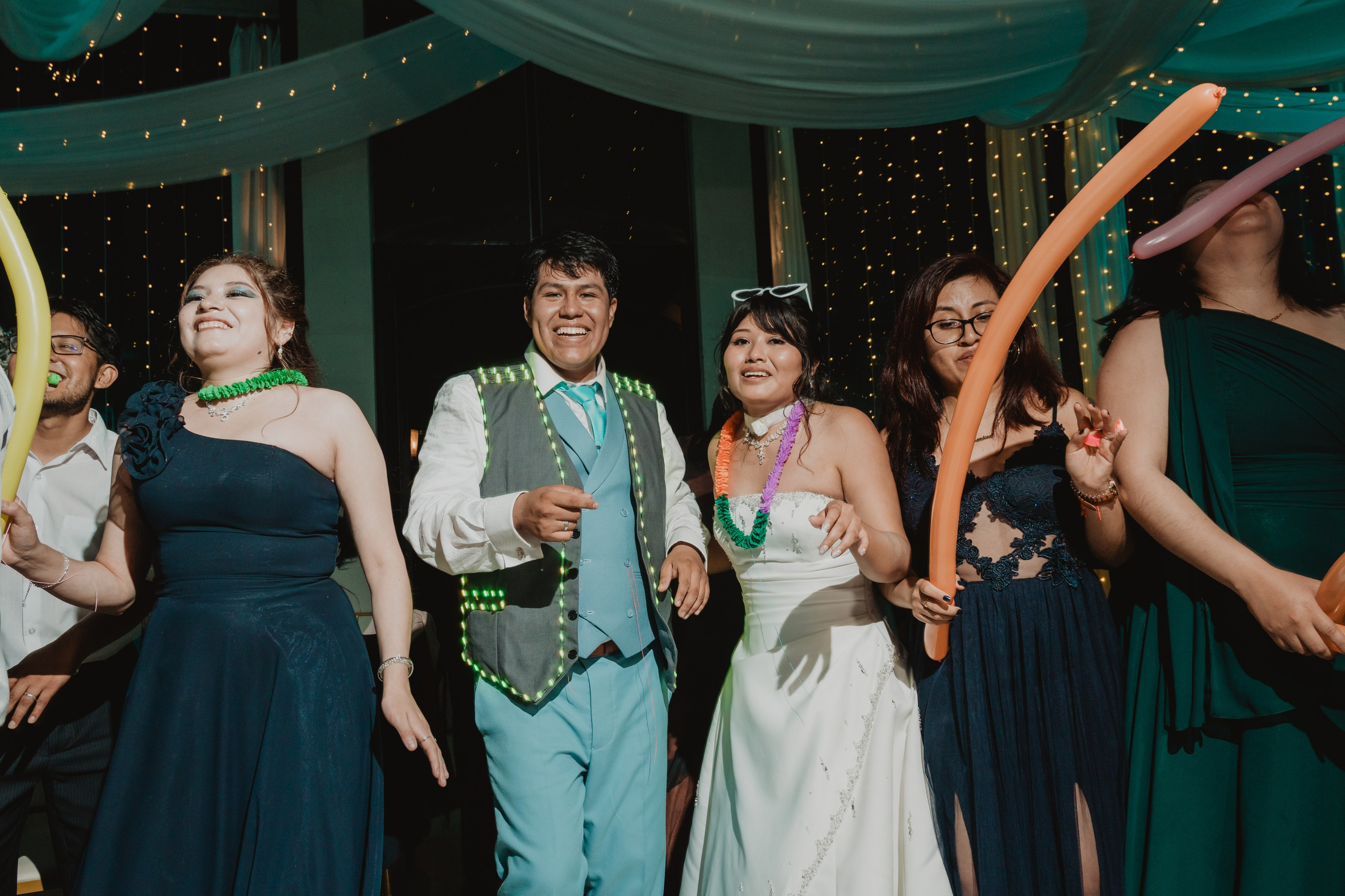 STEISY + EMMANUEL | BODA RELIGIOSA. Studio KVTA | Fotografía y Video de Bodas en Arequipa