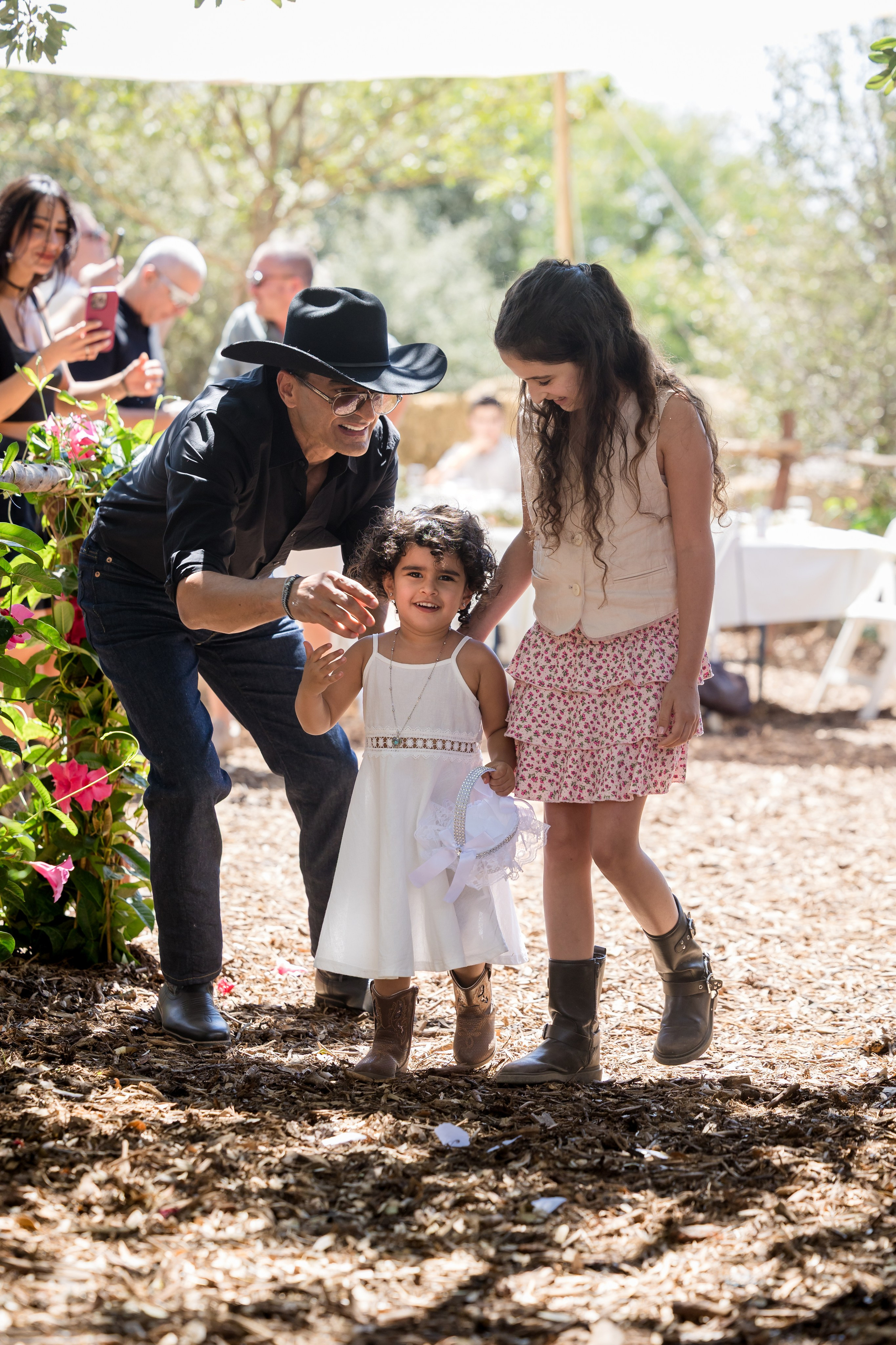 Eden & Raz. AMIR BUCHNIK PHOTOGRAPHER