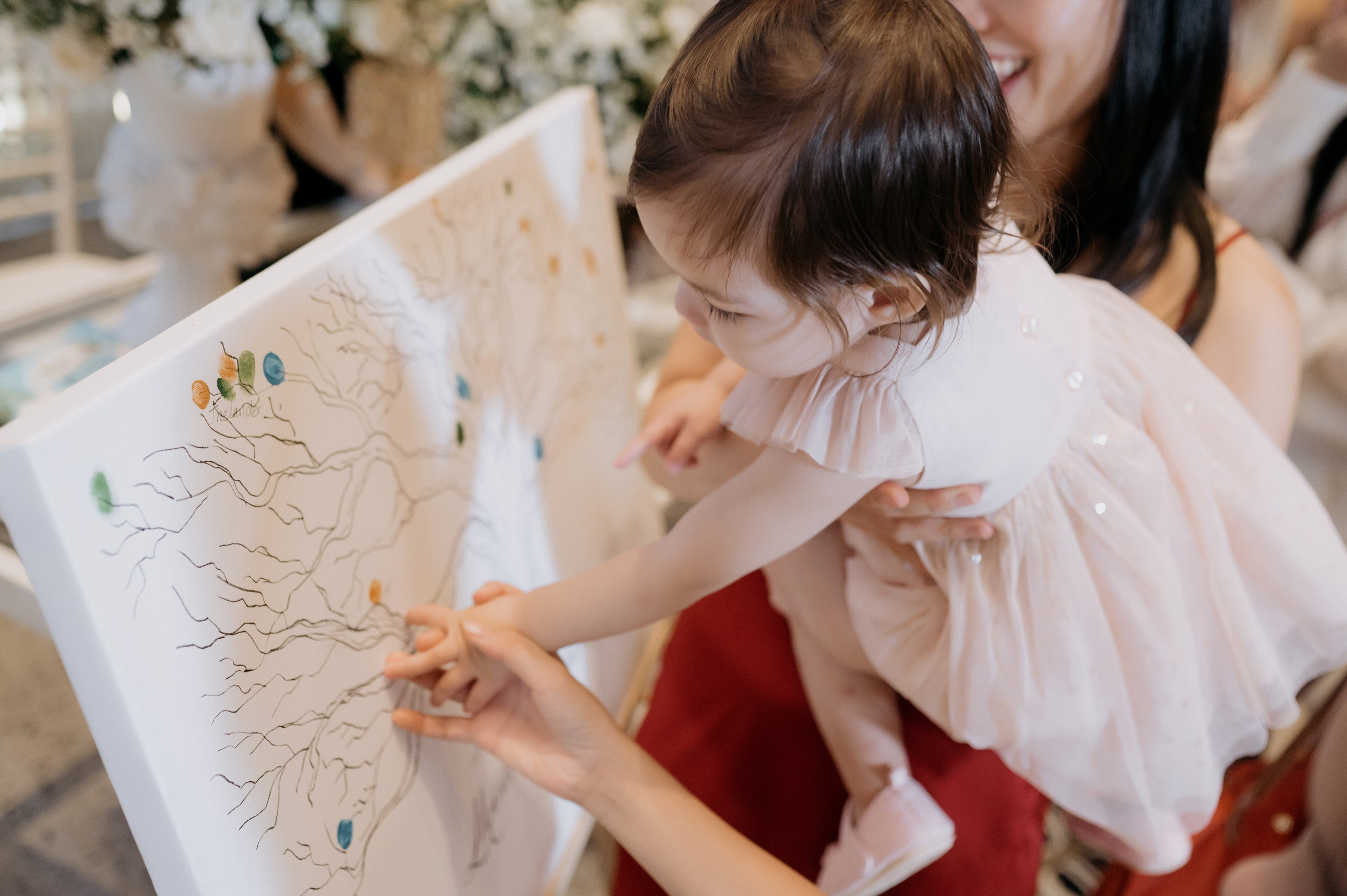 DAT & TU / Wedding Party. Saigon Wedding Present | Art Beyond Moments