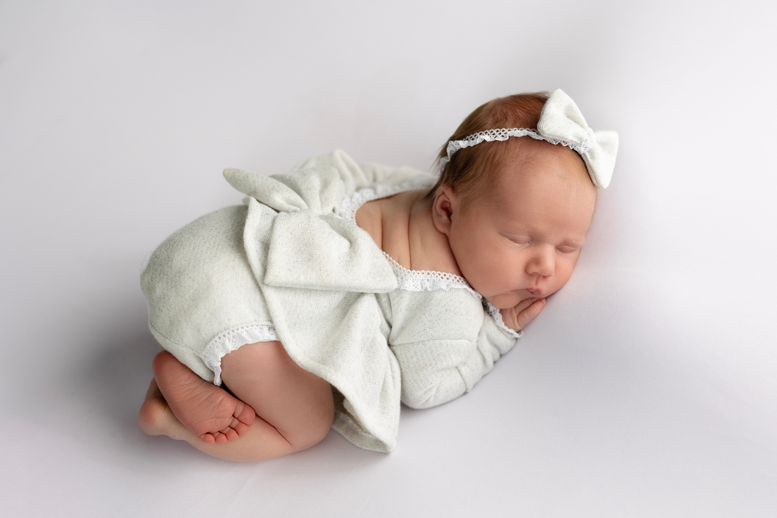 Gestileerde pasgeborenenfotografie