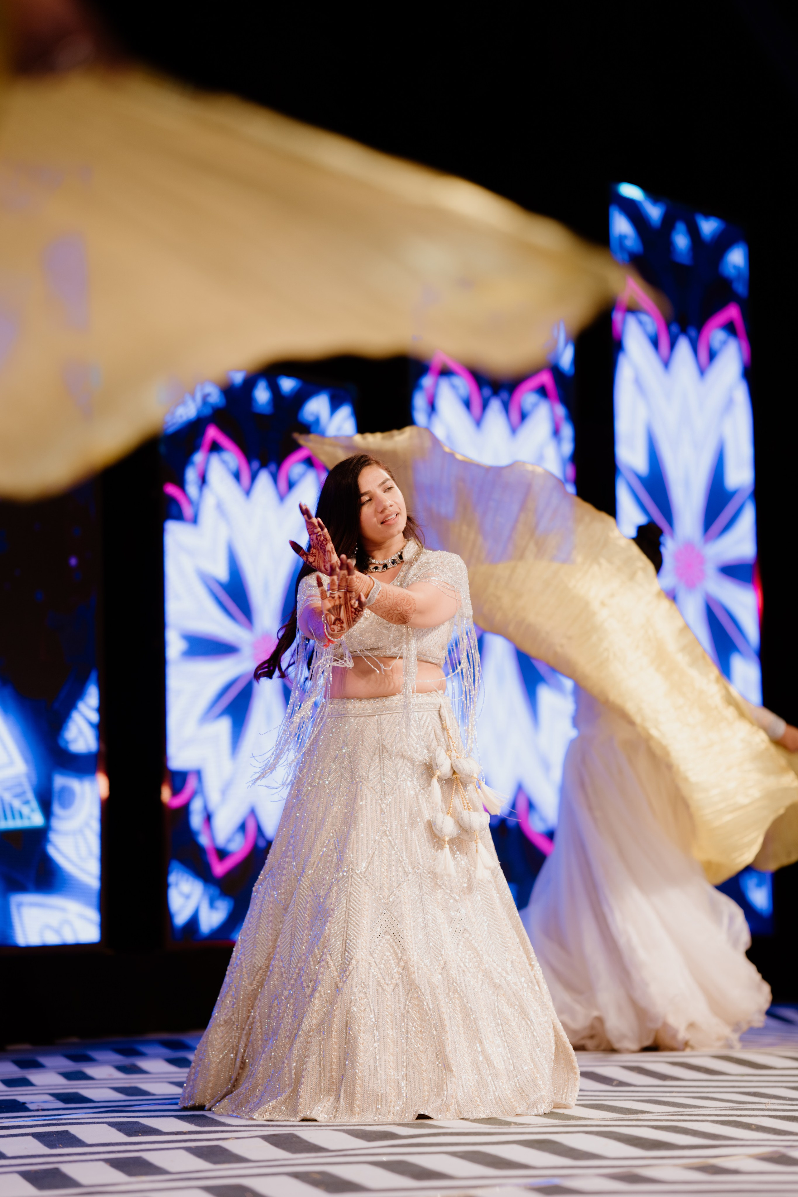 WEDDINGS. Love Emotions Weddings