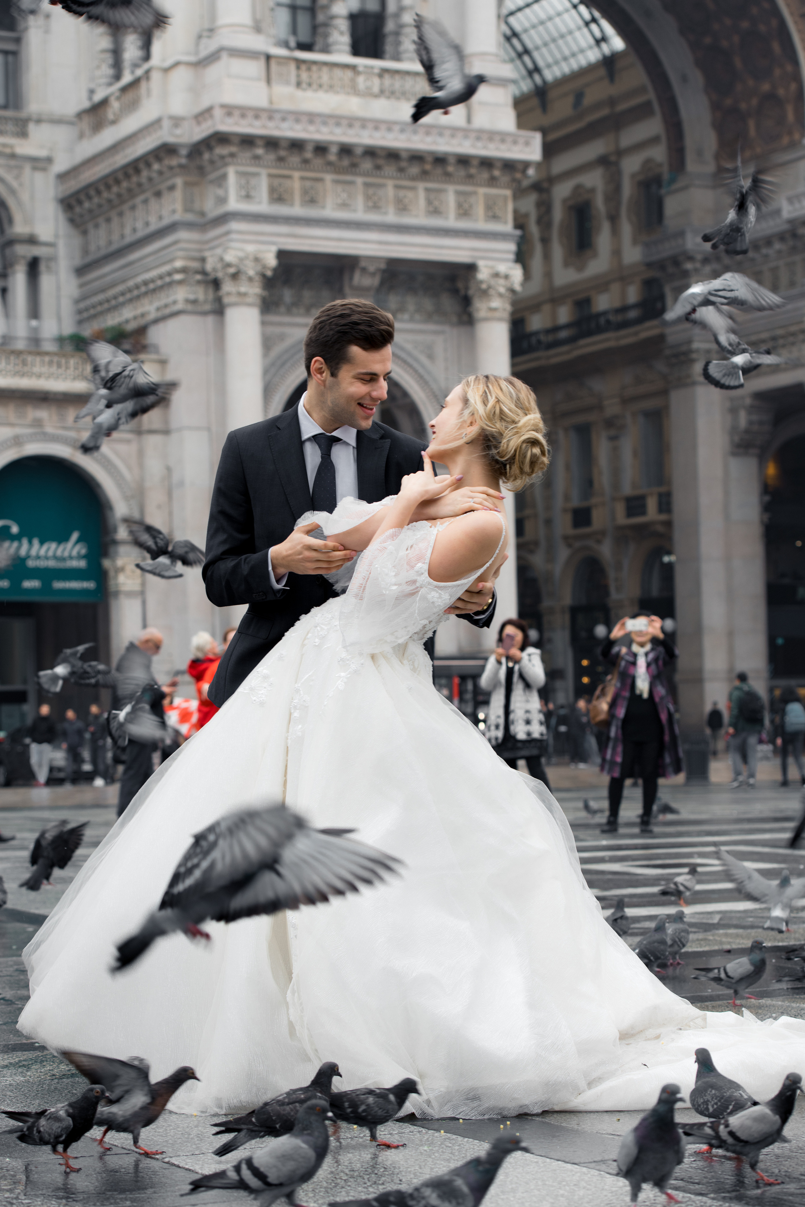 KATE & ANDREW Milan, Italy. I am Elena Altendorfer. Wedding photographer in Zurich and Switzerland