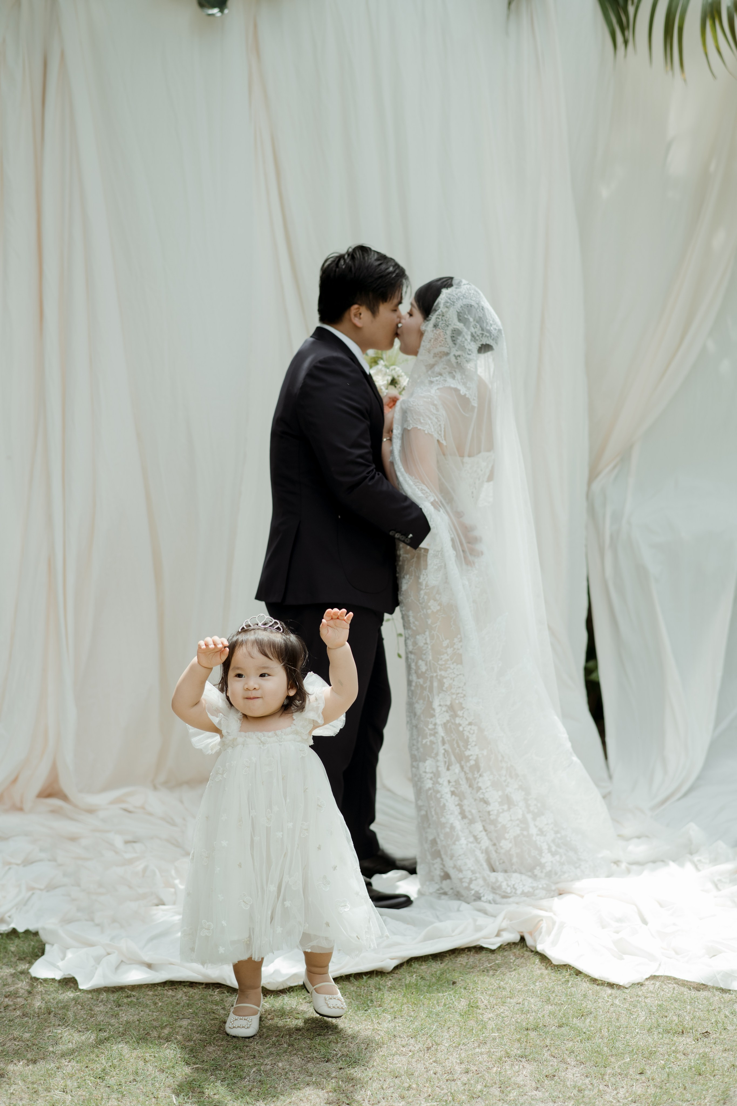 Khoa + Vi. BenColor Studio