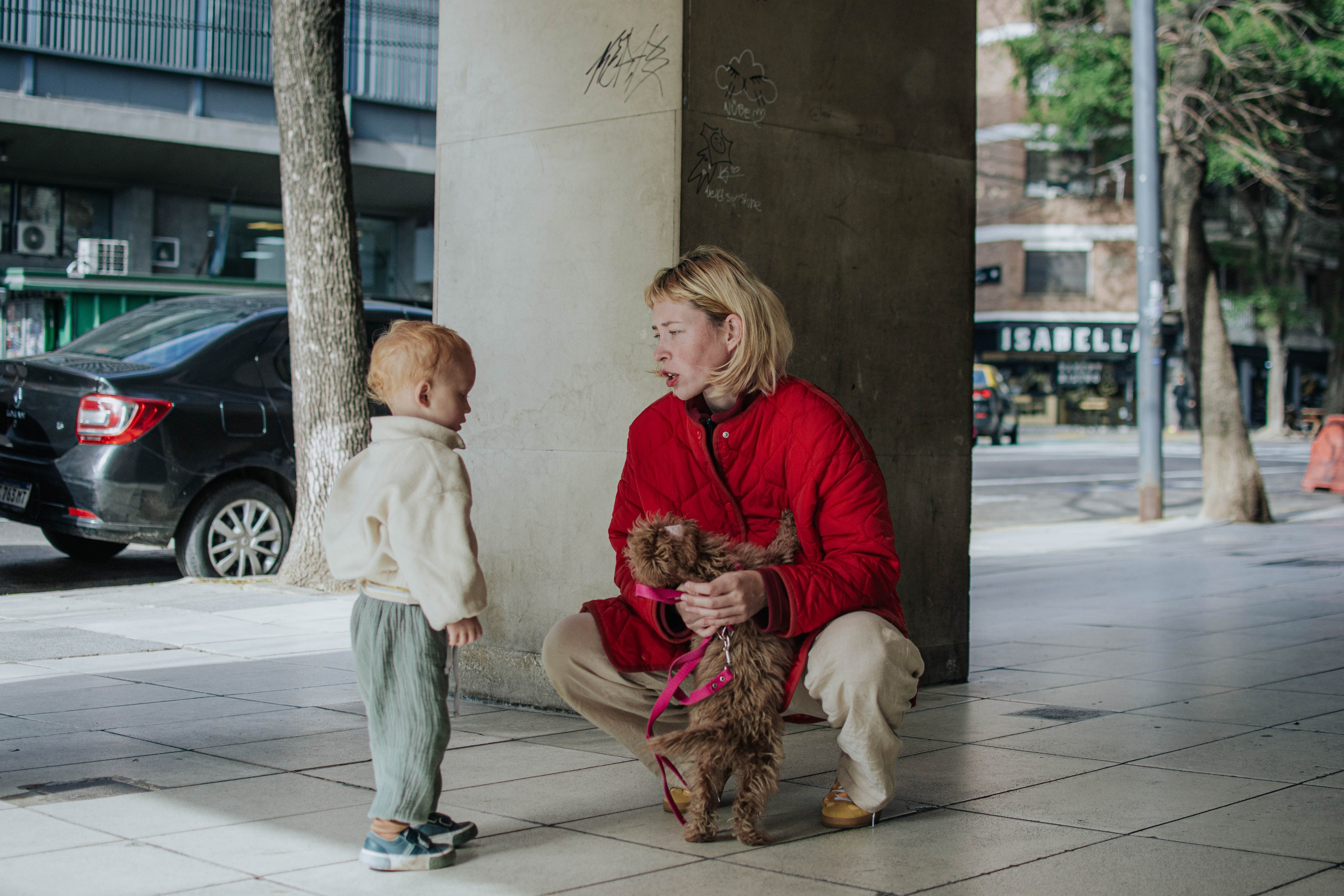 Walking around the home. Buenos Aires. Photography. Photographer @elmirkami in the city of Buenos Aires