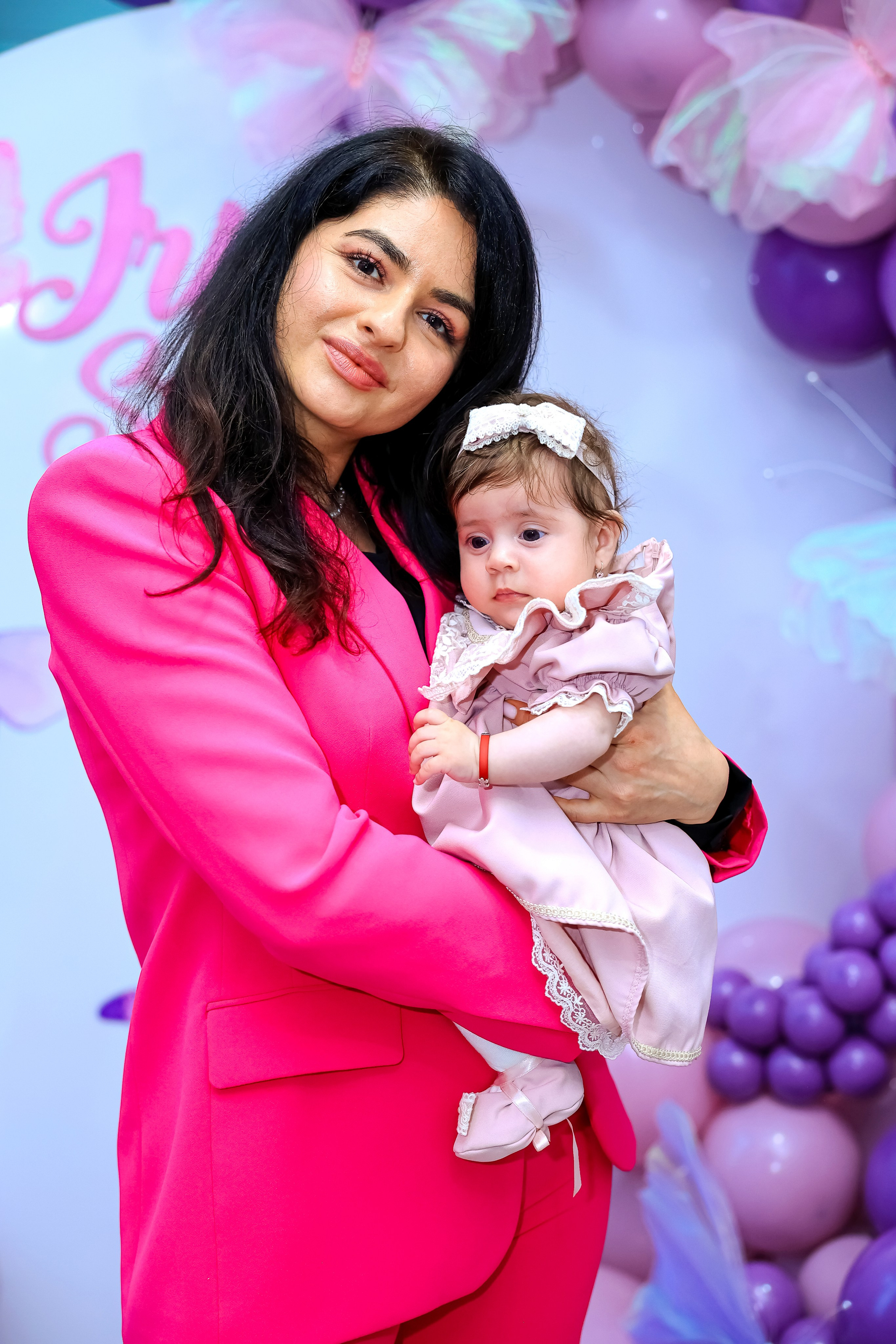 Iris Stefania. Moments By Gub