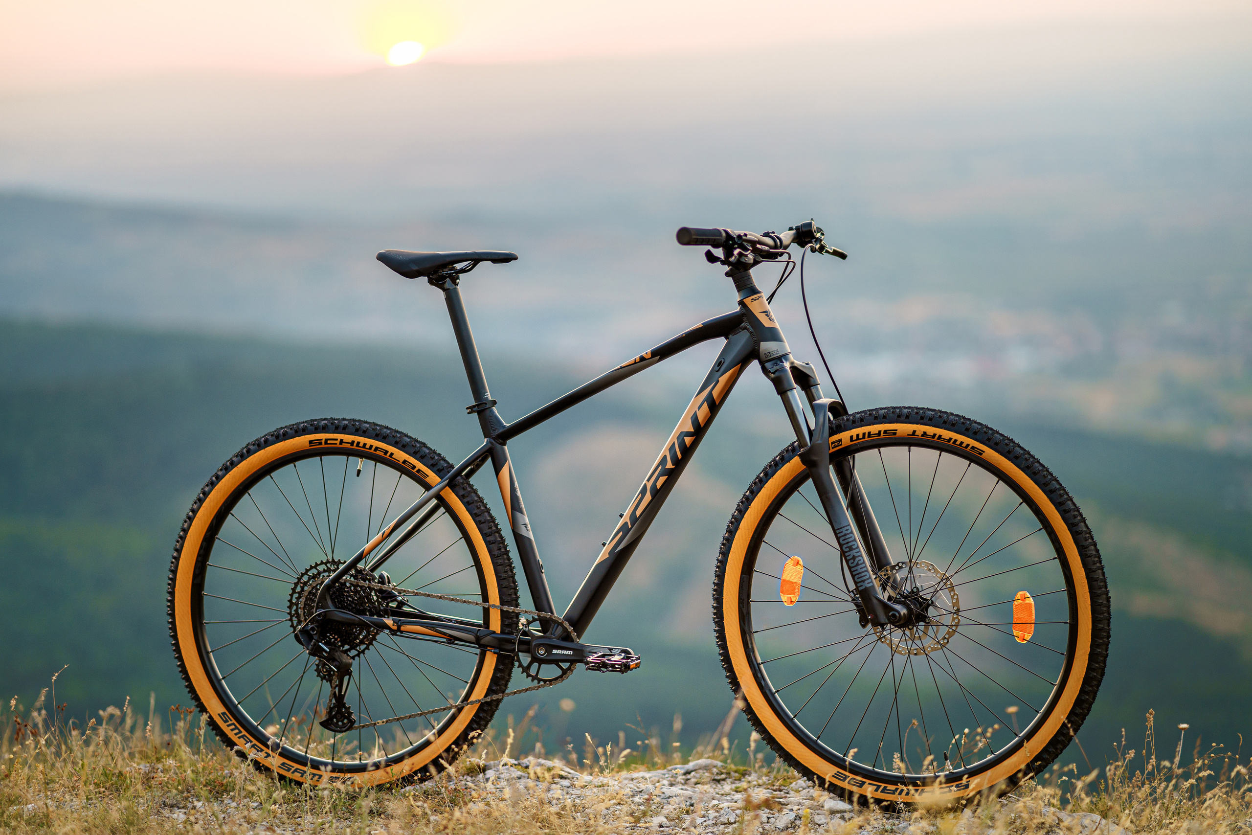 Рекламна фотография. Професионален фотограф в Пловдив и областта