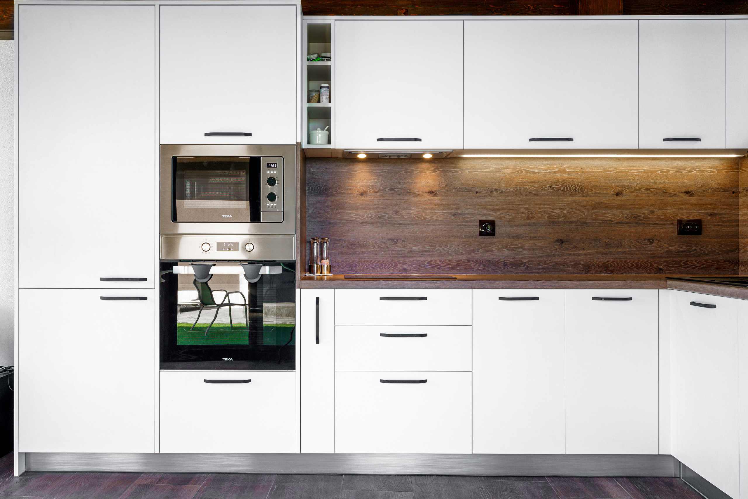 Мебели Русев-Лятна кухня. Професионален фотограф в Пловдив и областта