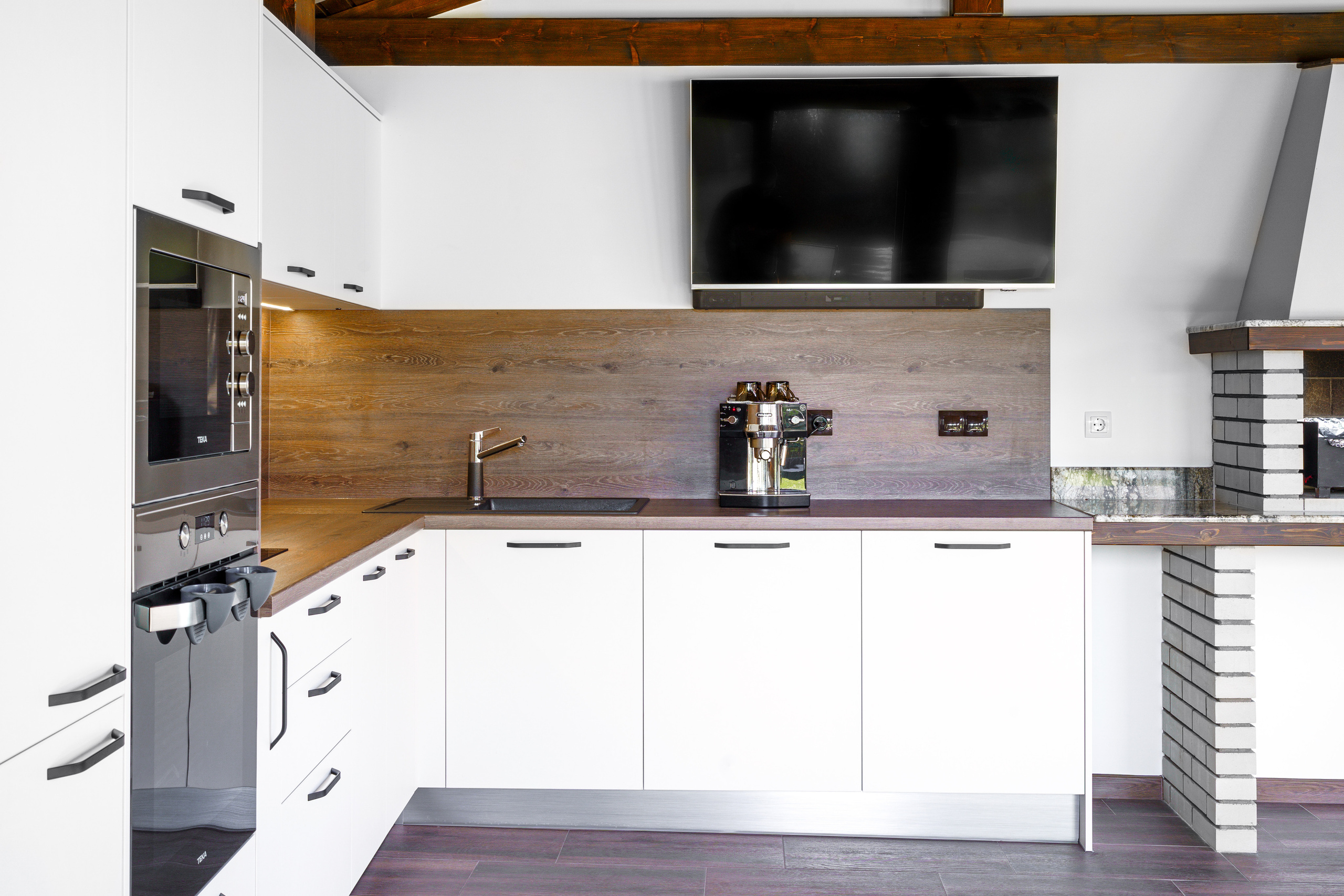 Мебели Русев-Лятна кухня. Професионален фотограф в Пловдив и областта