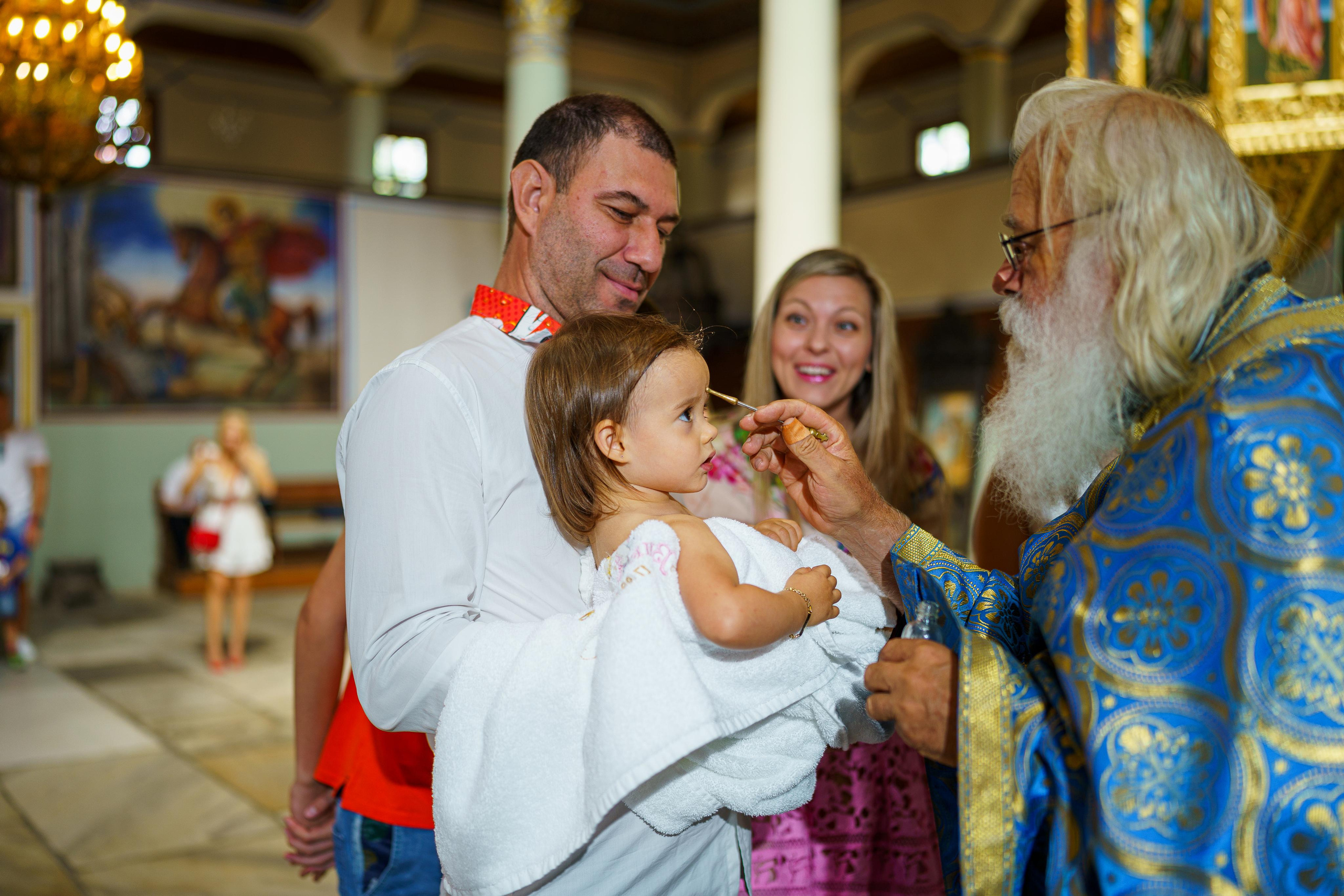 Свето Кръщение Виктория. Професионален фотограф в Пловдив и областта