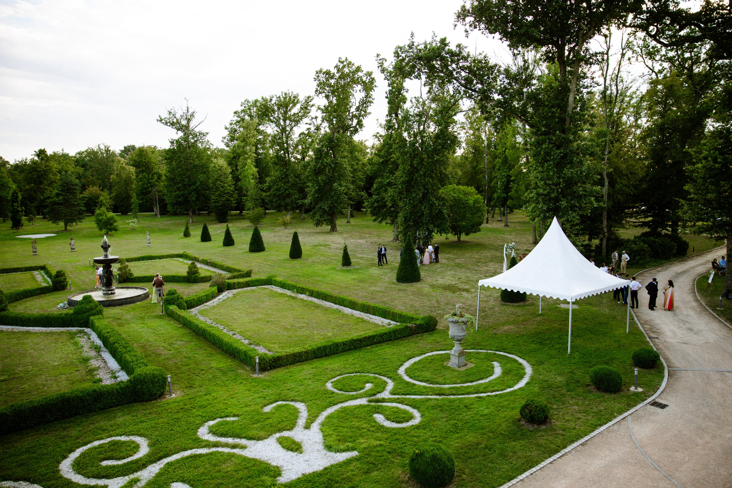 Jana & Larbi. Photographer in Paris