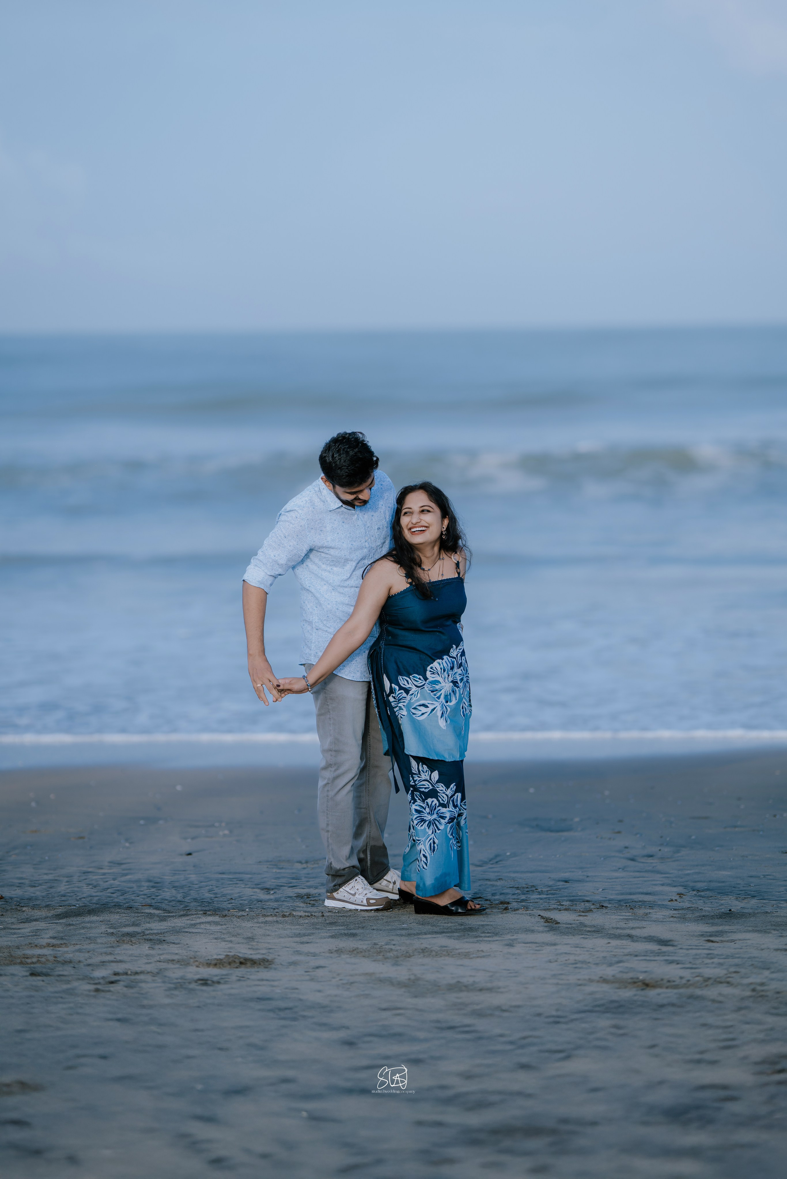 BEACH PREWEDDING. STUDIO3WEDDINGCOMPANY