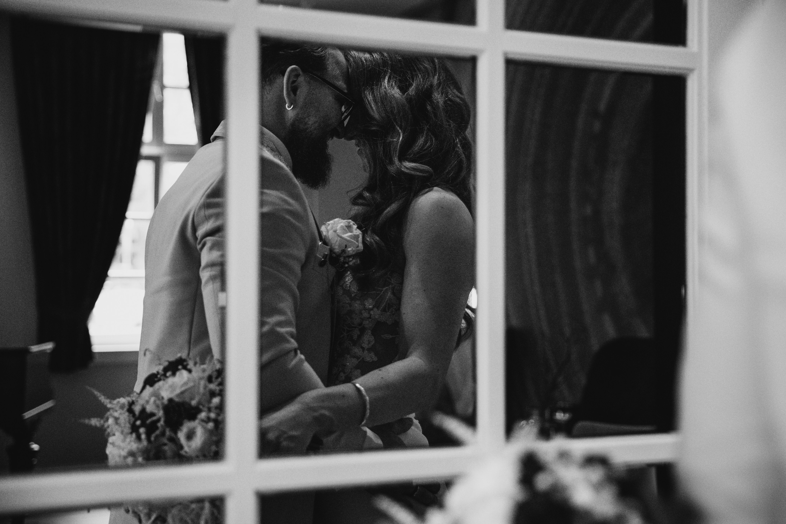 PEGGY & DENNIS | FLETCHER WALDHOTEL NORDRHEIN-WESTFALEN. Photographer in Bochum Dolia Halyna