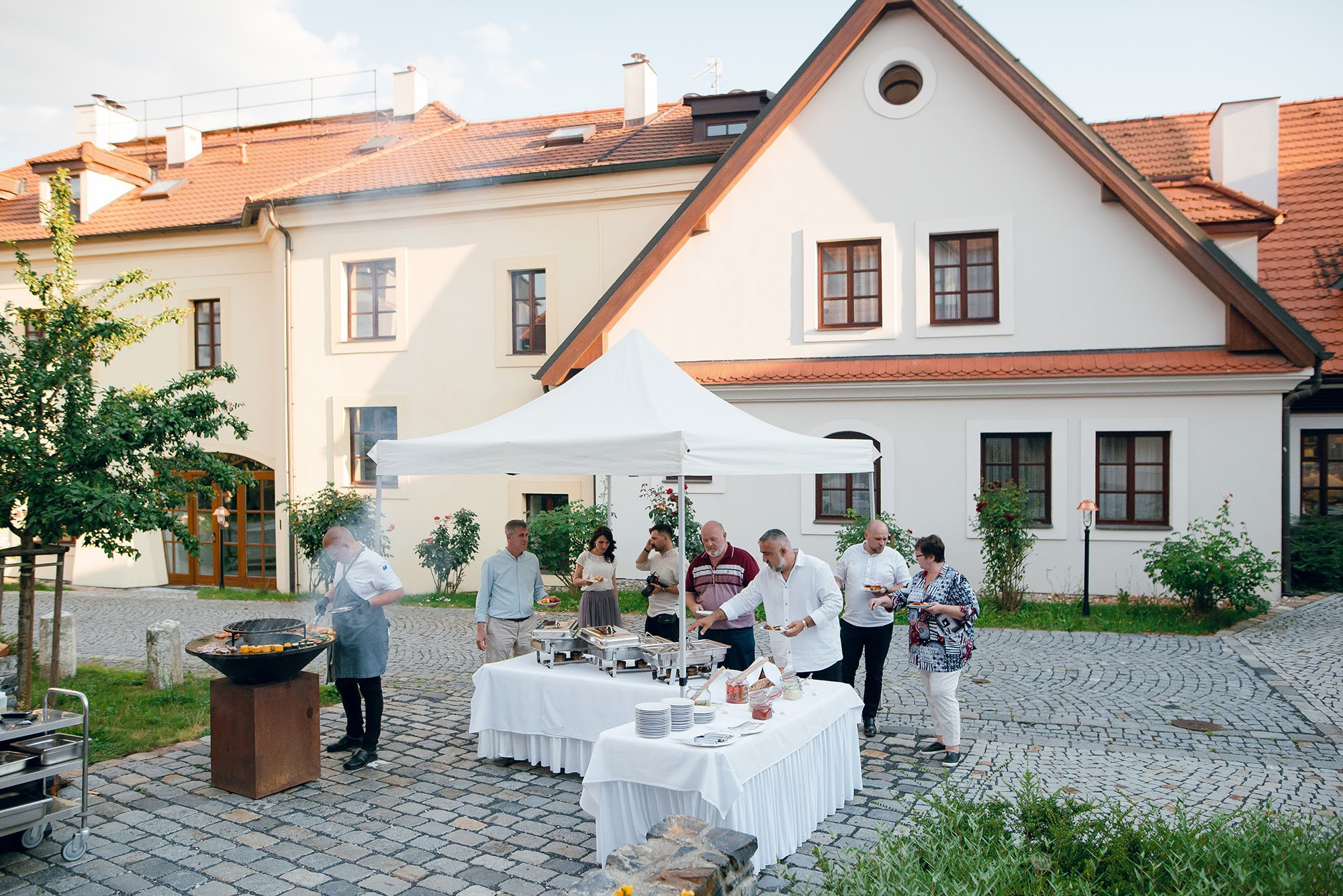 Romantic destination wedding in Czech republic Prague