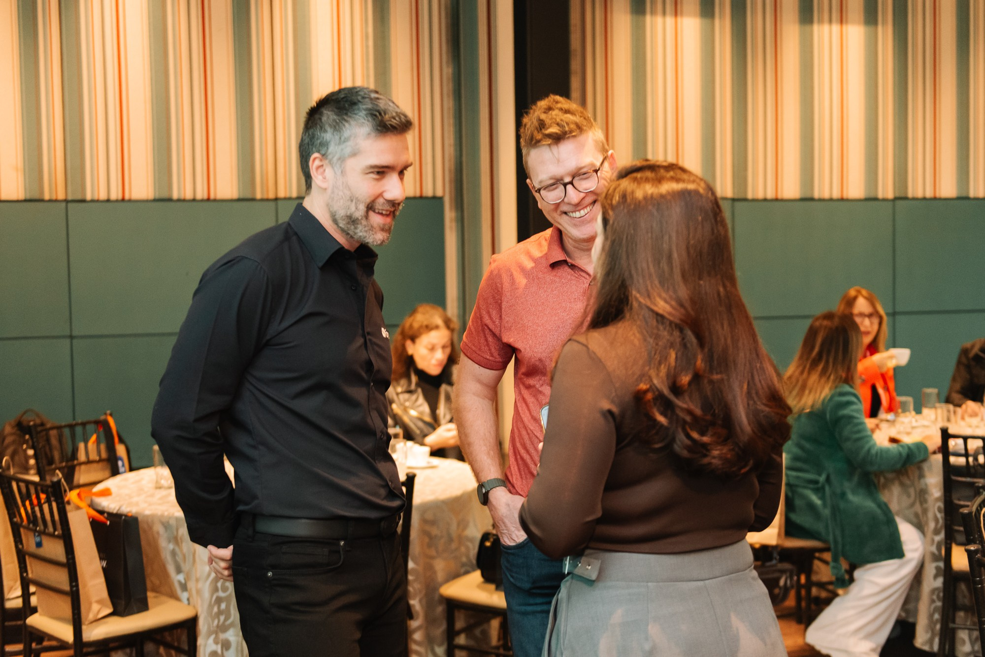 Café + Conteúdo | Casa Pinezi. 78 Imagens