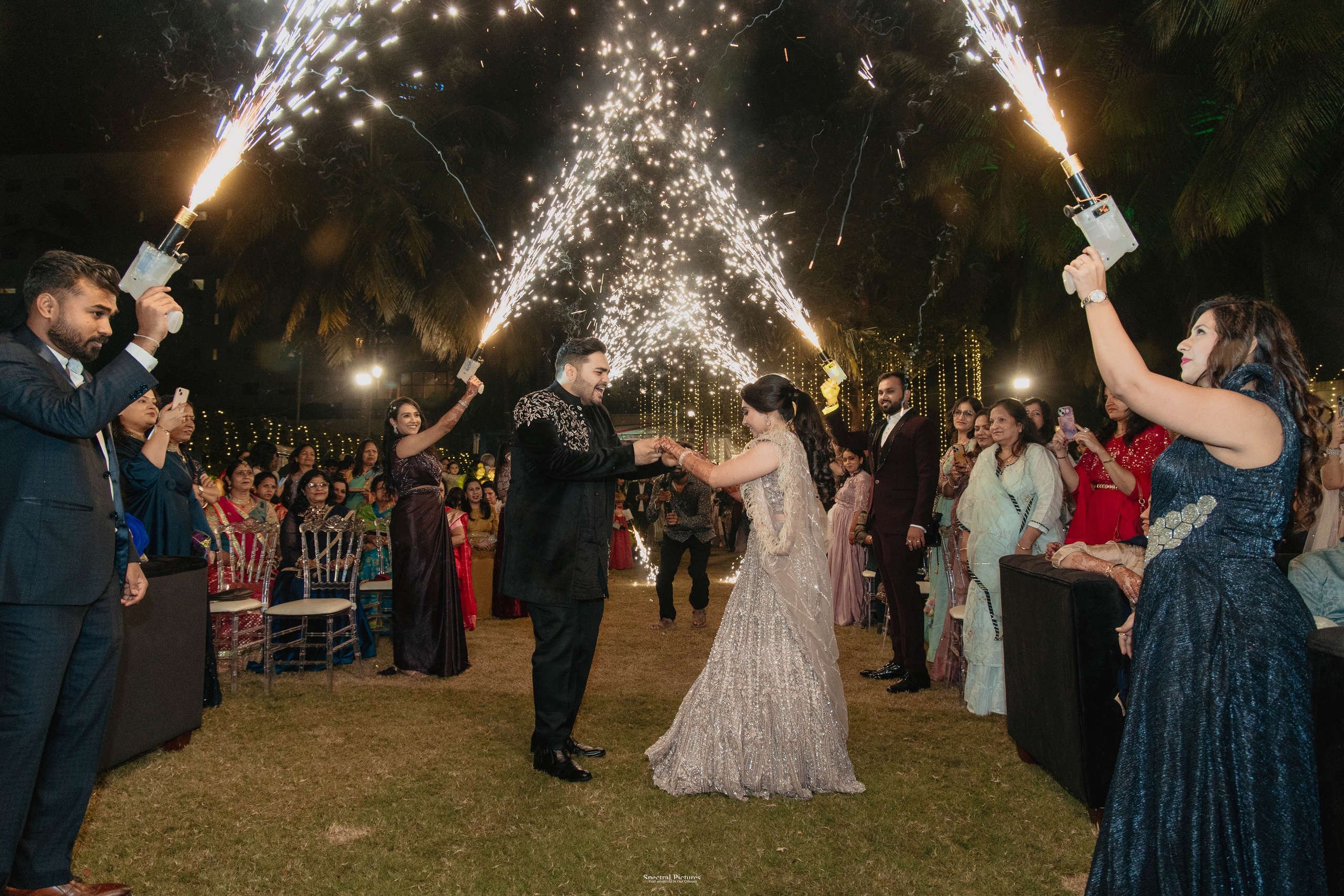 #ADIकीAESHहै