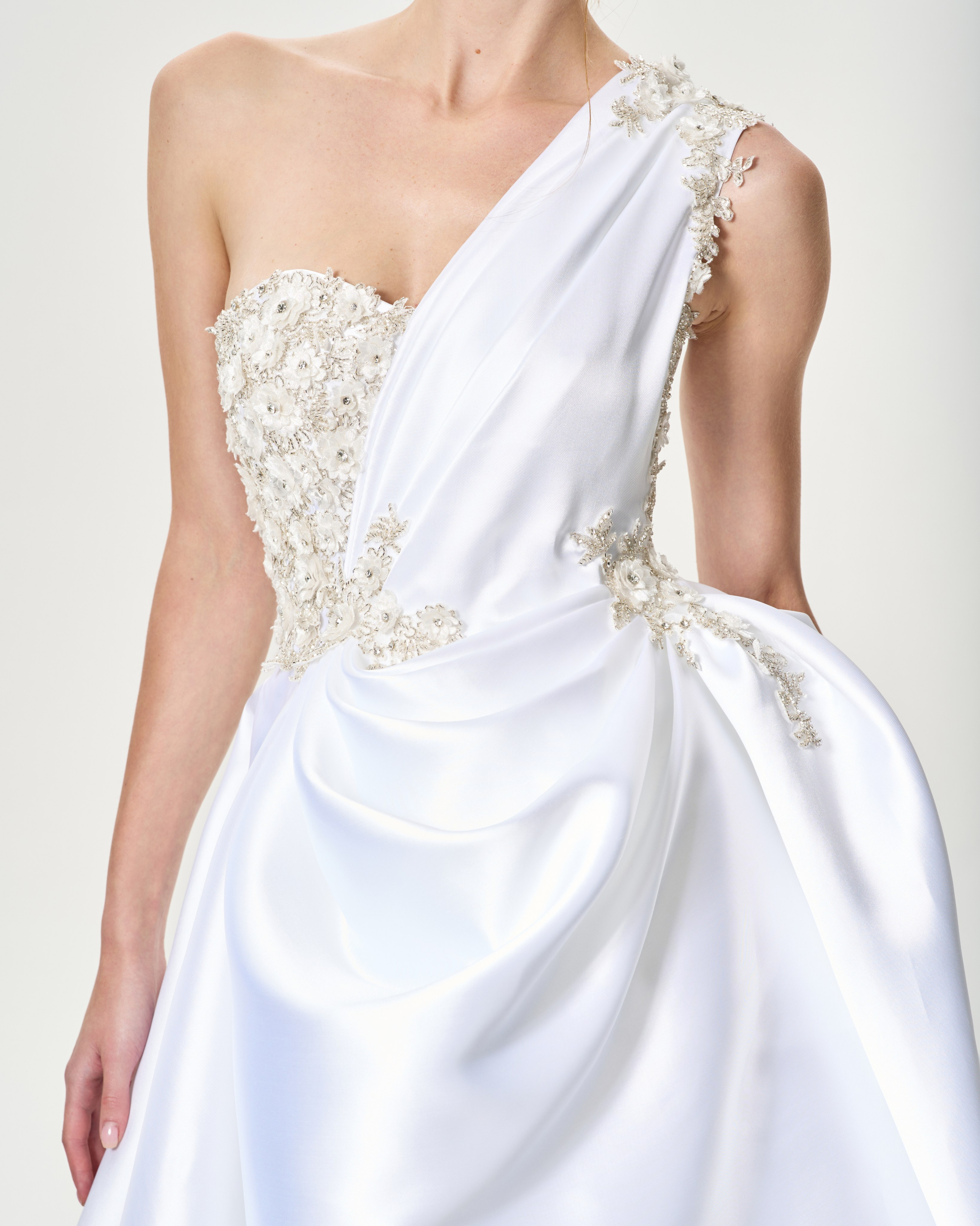 E-COMMERCE FASHION. Dubai photographer Anastasiia.dxb — portrait, fashion and brand photoshoots. Professional photographer for personal and commercial projects