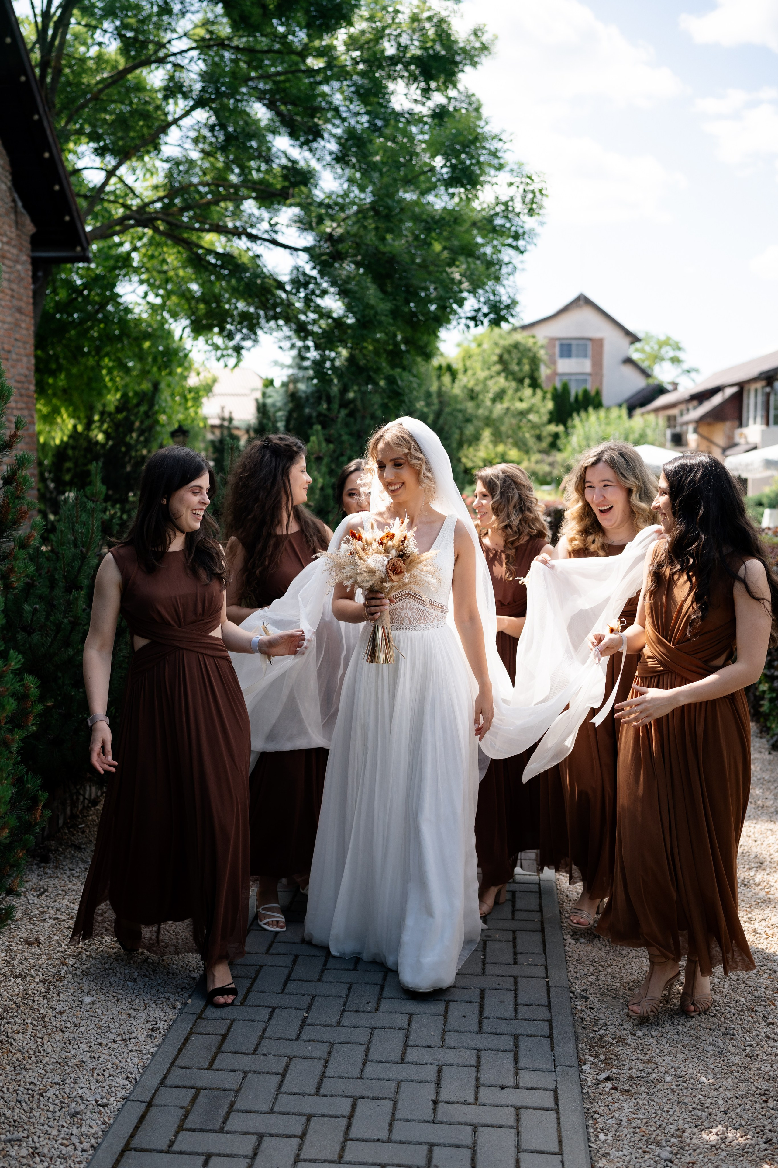 Octavia & Theo. Destination Wedding Photographer Alex Pasarelu