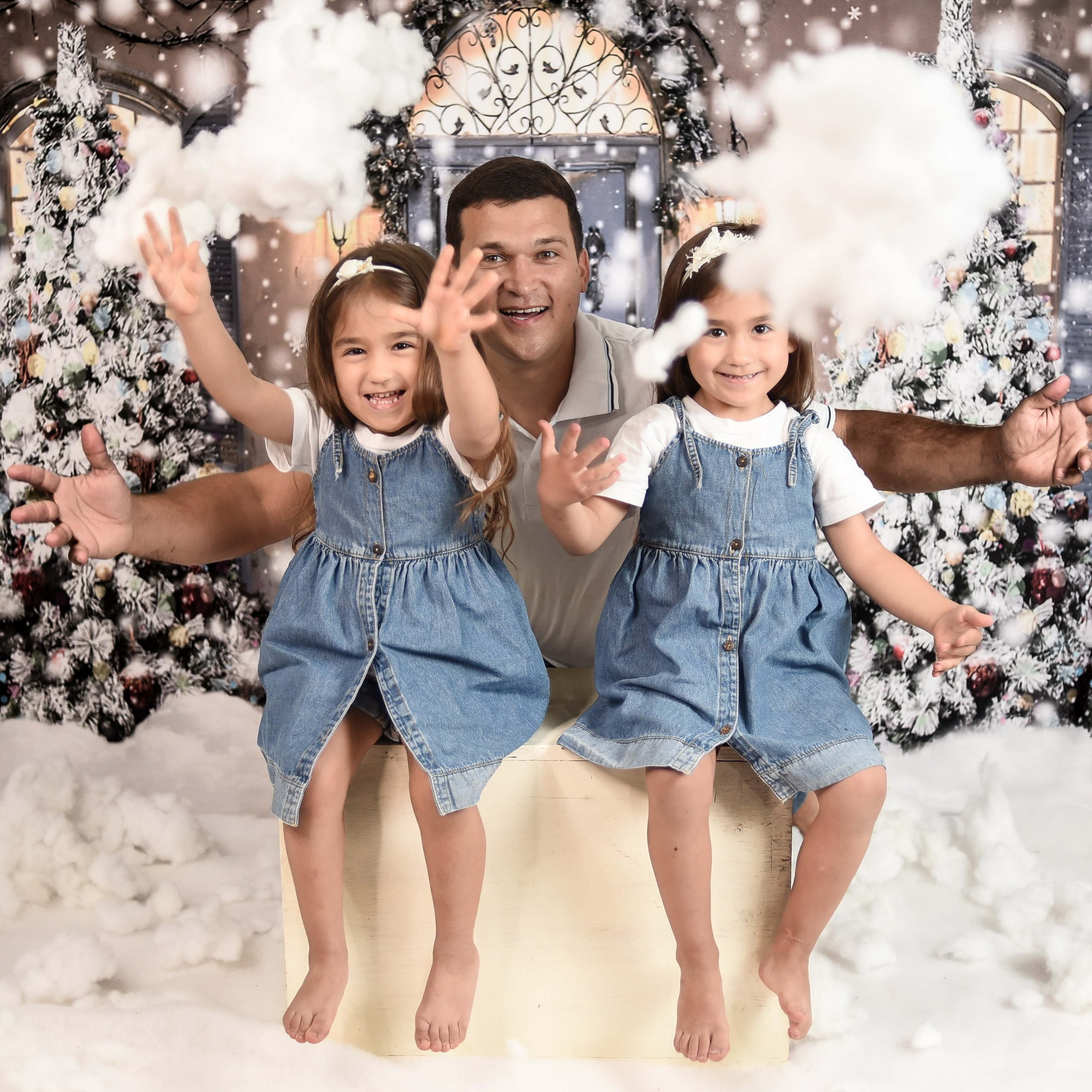 Sesión Navideña de Ariana y Martina. Fotografo de casamiento en misiones y fotógrafo de familia  Posadas