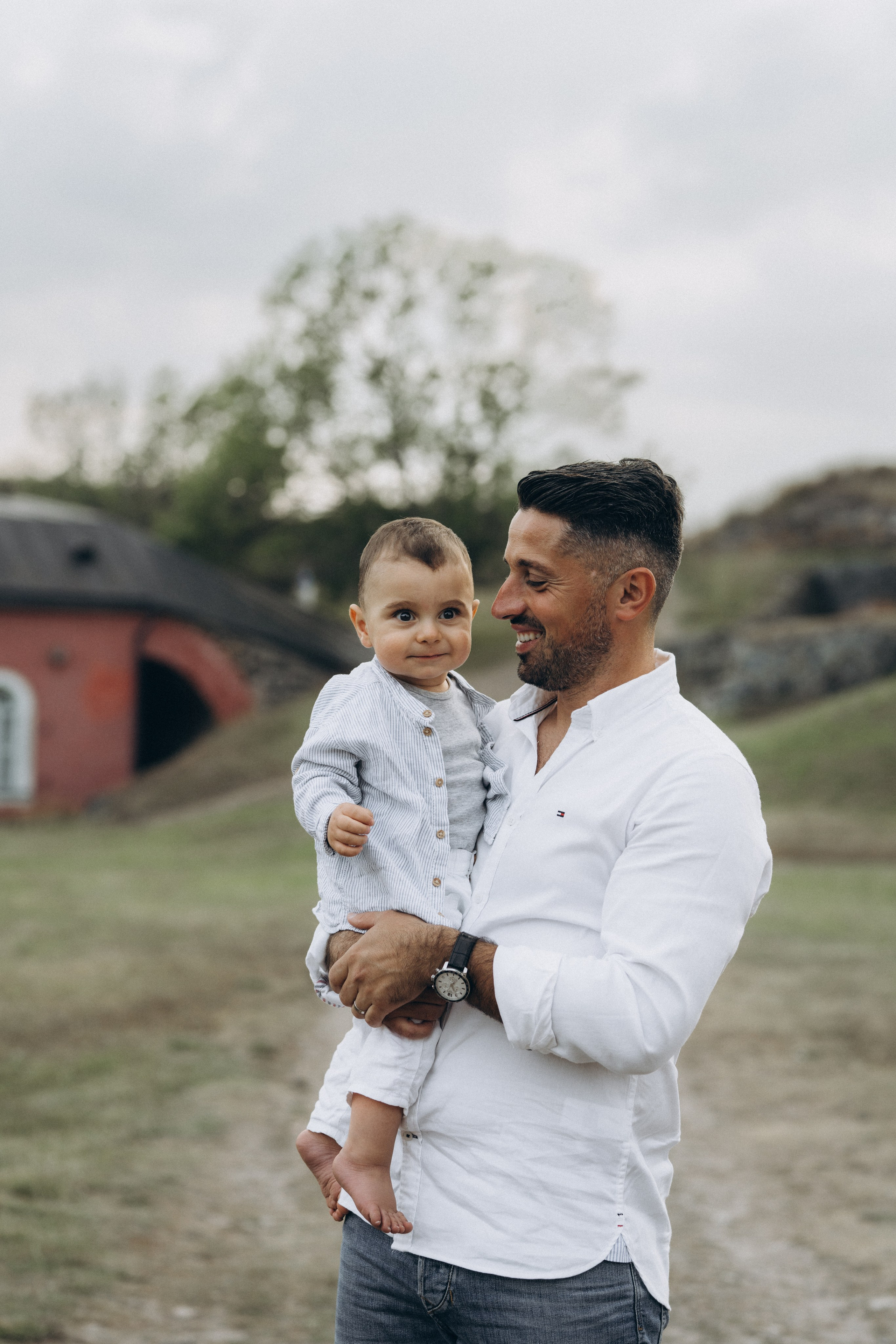 Summer. Wedding and potrait photographer in Helsinki Vickan O