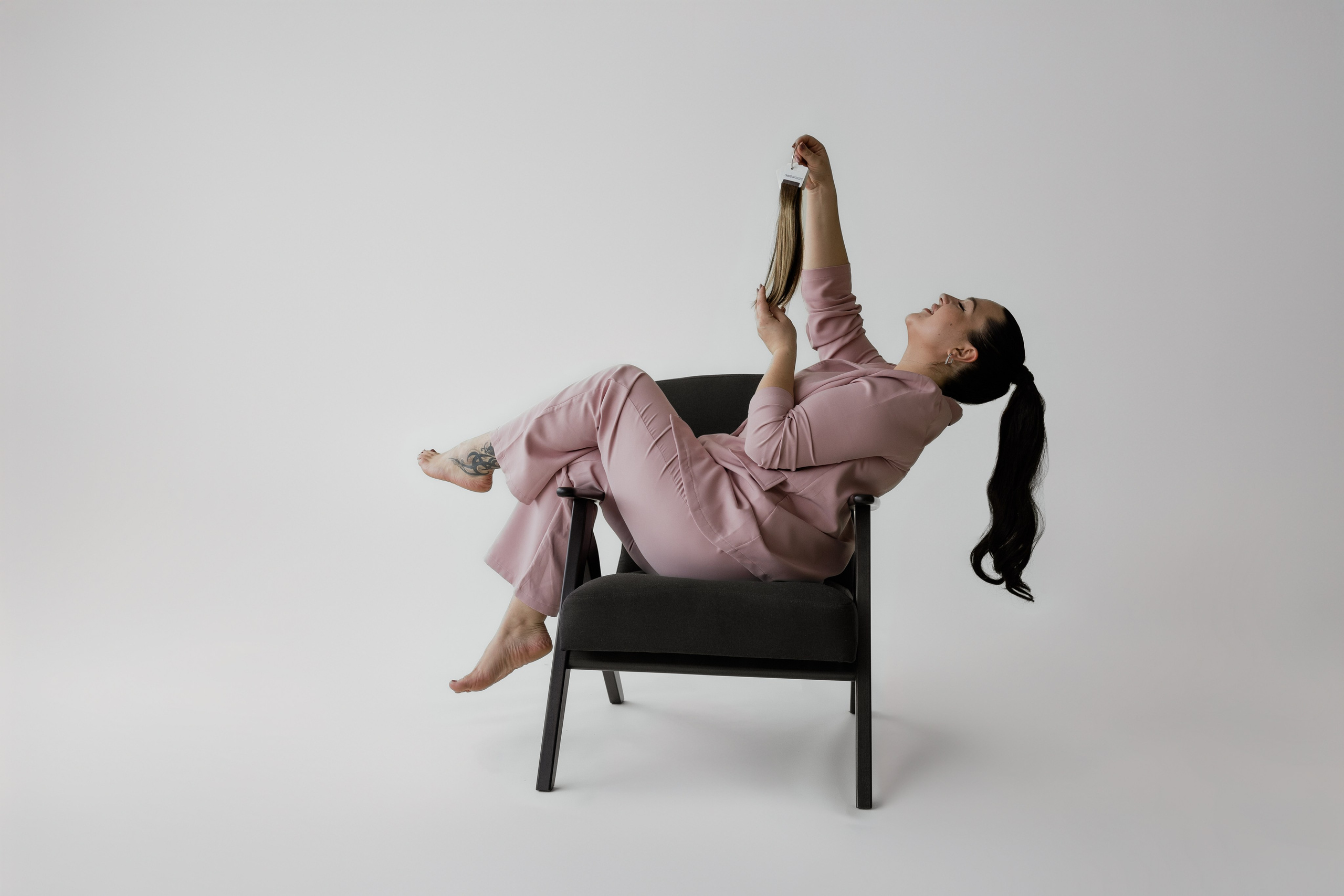 Viktorijos asmeninė, profesinė fotosesija fotostudijoje Marijampolėje