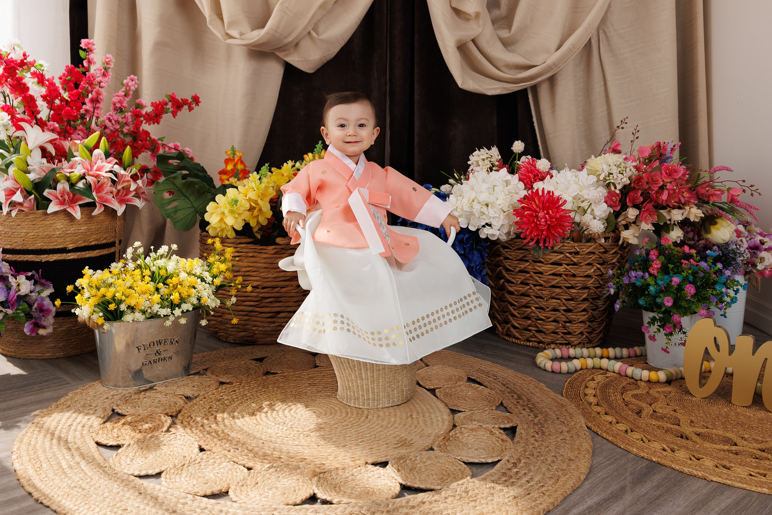 First birthday photography Montreal with Korean cultural details