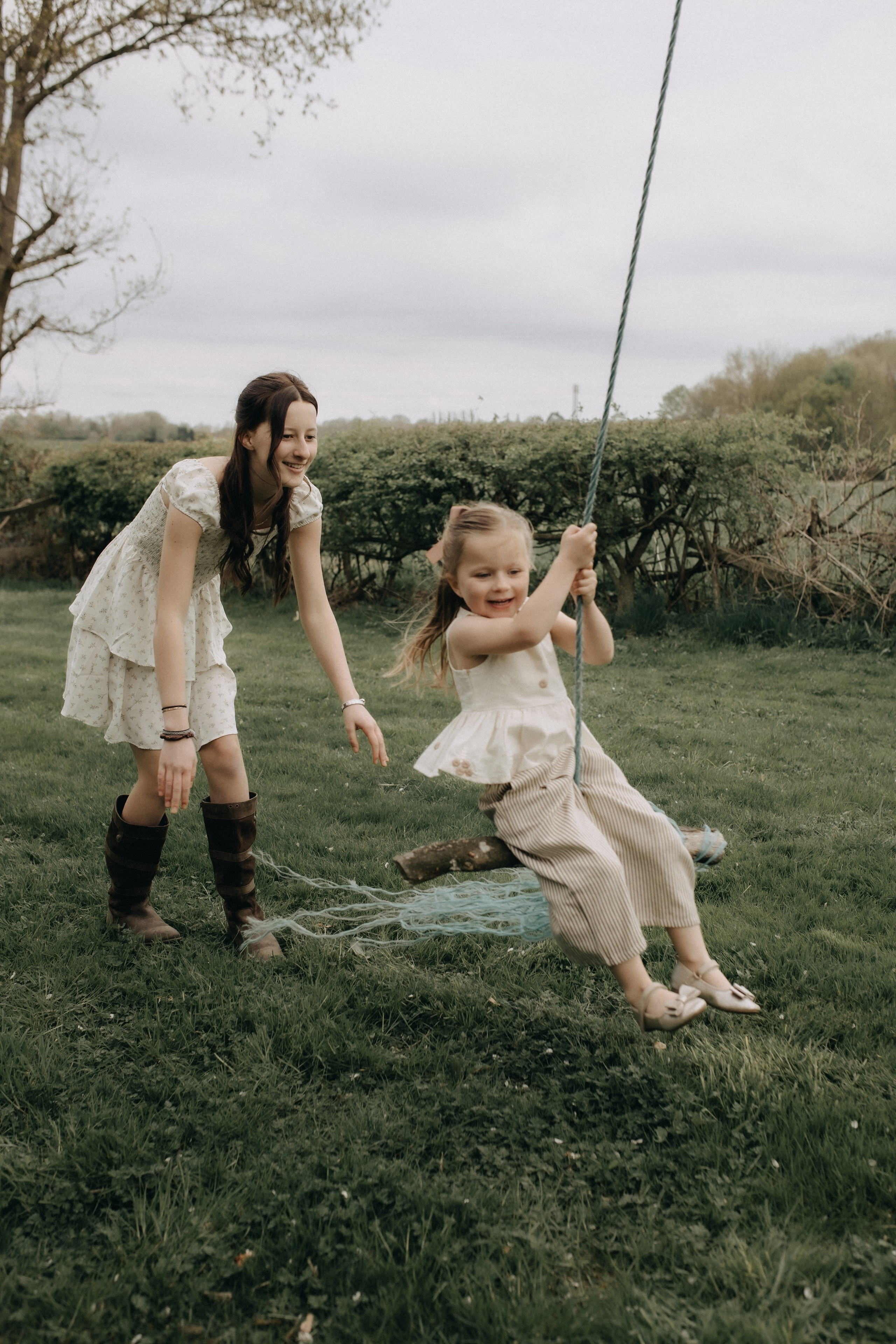 Family. Yorkshire Wedding and Portrait Photographer Evie Moon